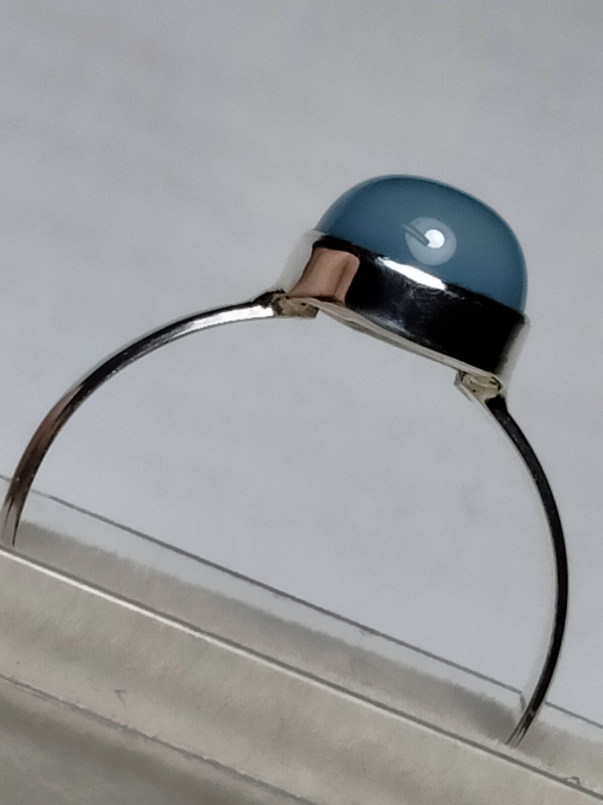 LOVELY SEA BLUE CHALCEDONY IN STERLING SILVER.925 RING SIZE 9.0-9.25!
