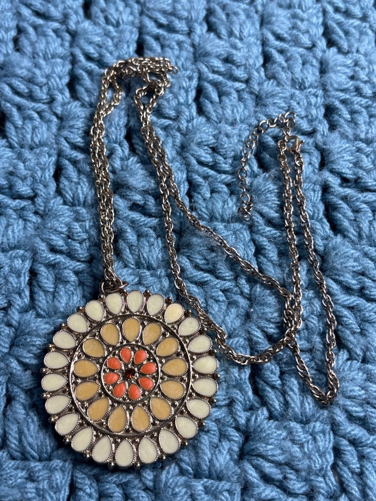 Circle Medallion Pendant Necklace Enamel Rhinestone Goldtone 30 – 33 inches Long