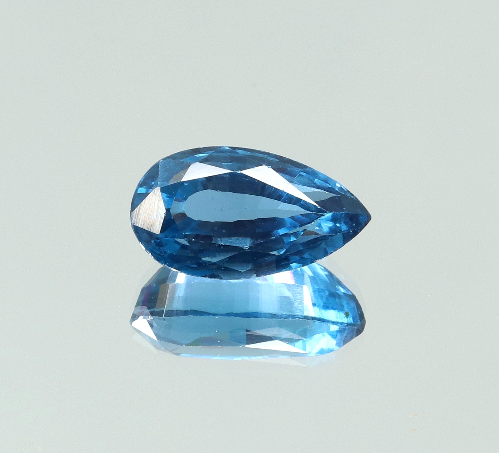Natural 7.40 Ct Museum Blue Aquamarine Pear Cut Certified Loose Gemstone