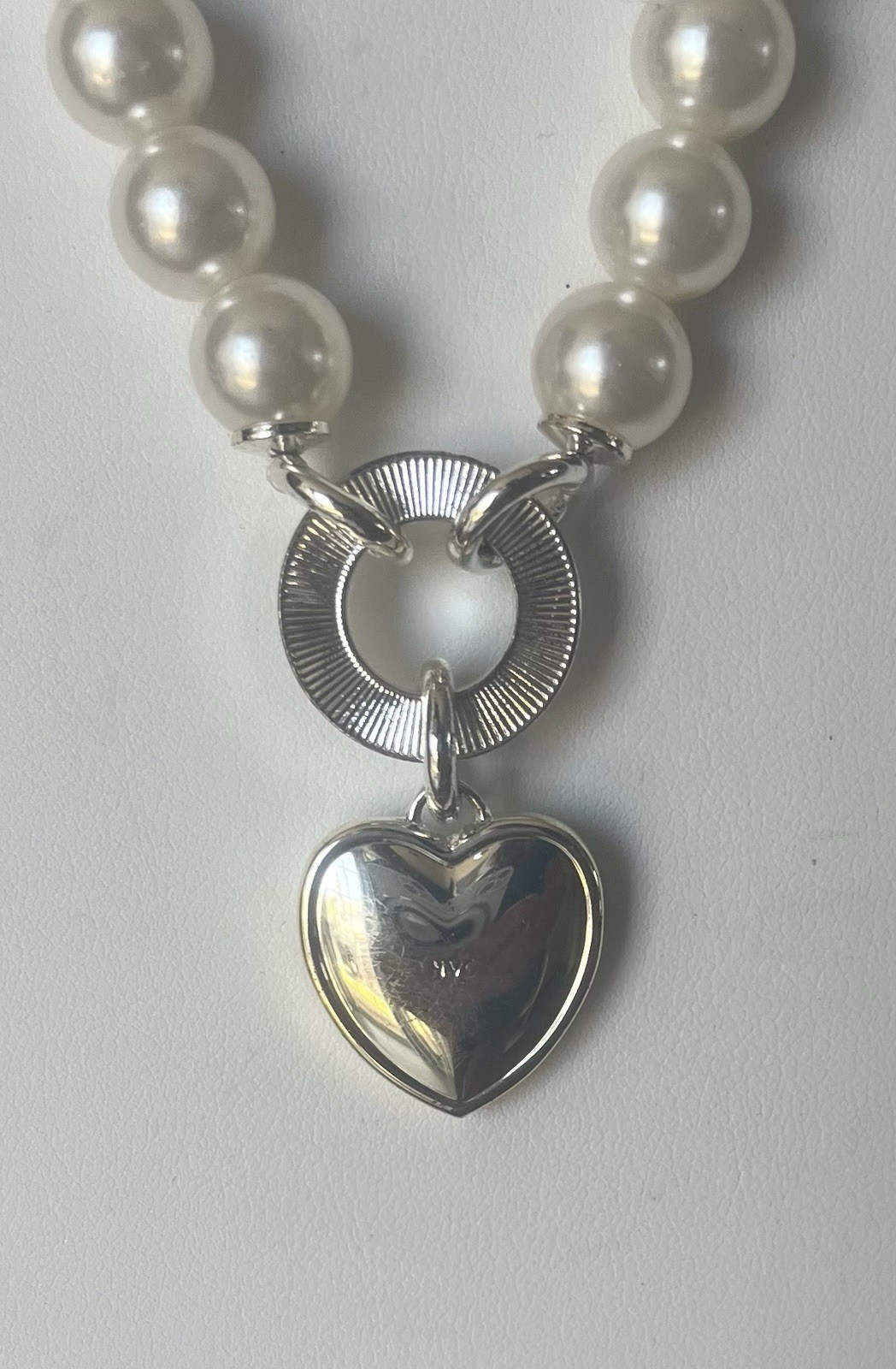 Pretty Signed NVC Faux Pearl Rhinestone Heart Pendant Necklace 19 1/2 Inch