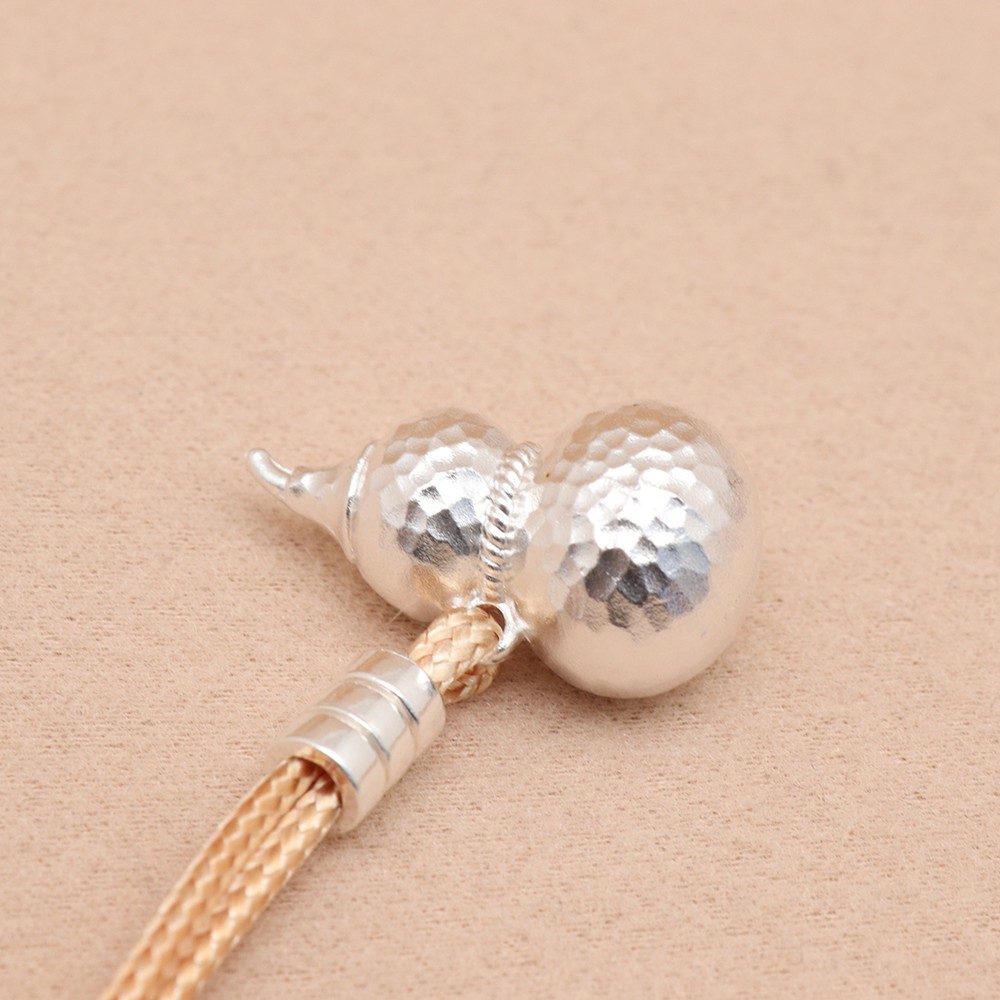 Pure 999 Fine Silver Handcrafted Lucky 福禄 Amulet Hammered Gourd Pendant 14-15G