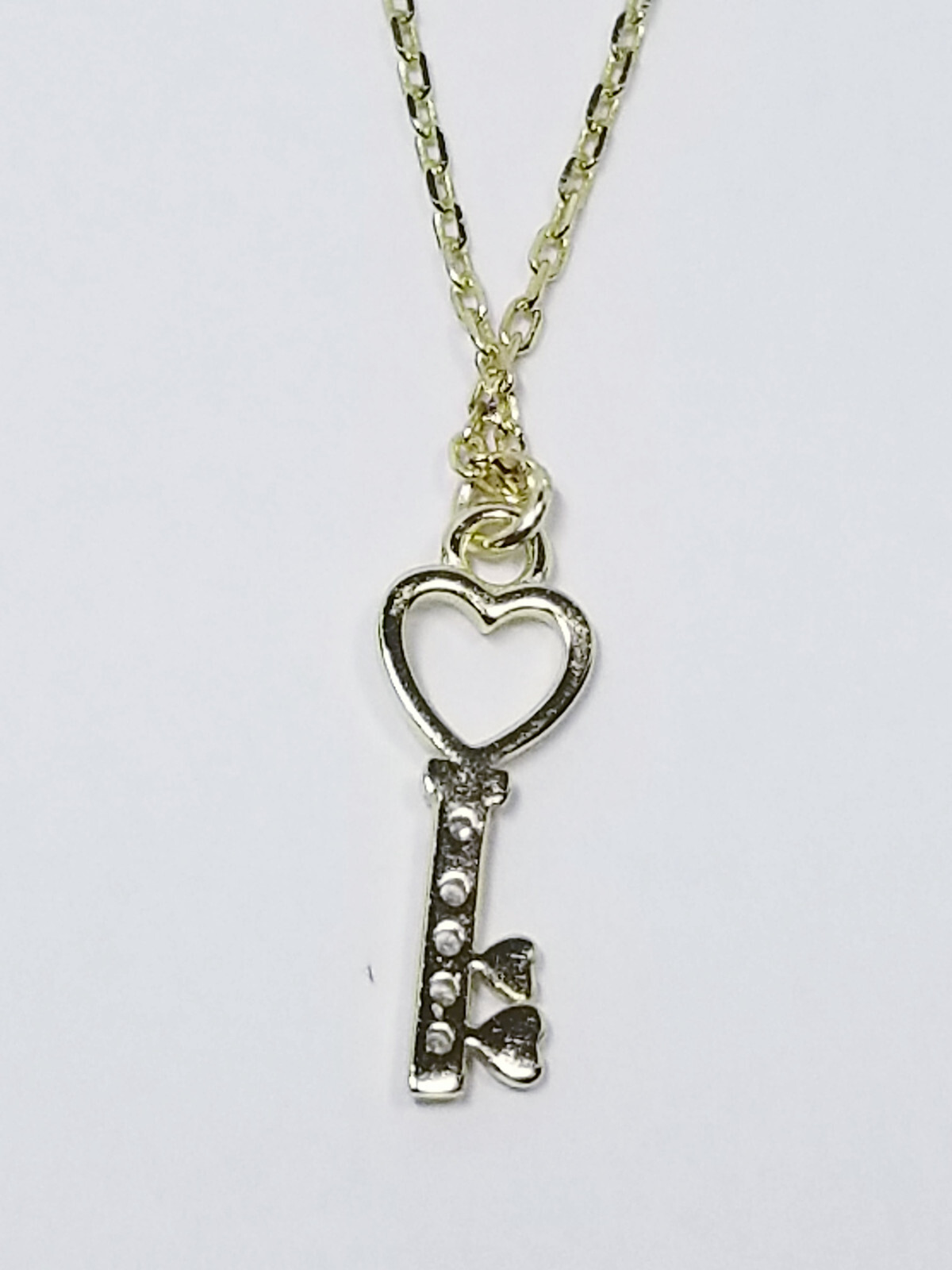 Em + Liv The Avery Necklace