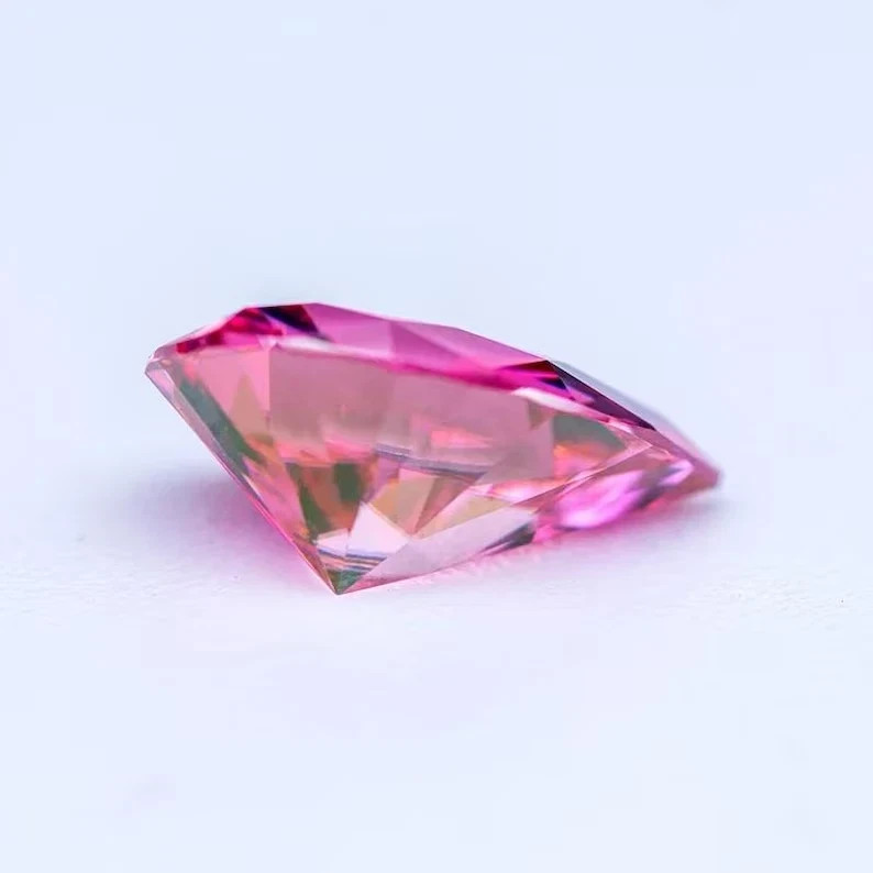 4.70 CT Natural Pink Diamond Pear Cut 10×14 MM VVS1 D Grade IDGL Certified E10