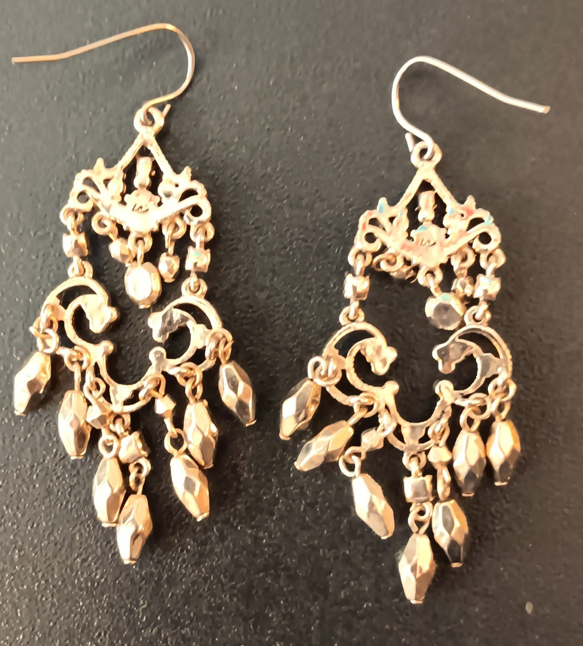 VINTAGE LIZ CLAIRBORNE GOLD-TONED CHANDELIER EARRINGS W/CLEAR RHINESTONE ACCENTS