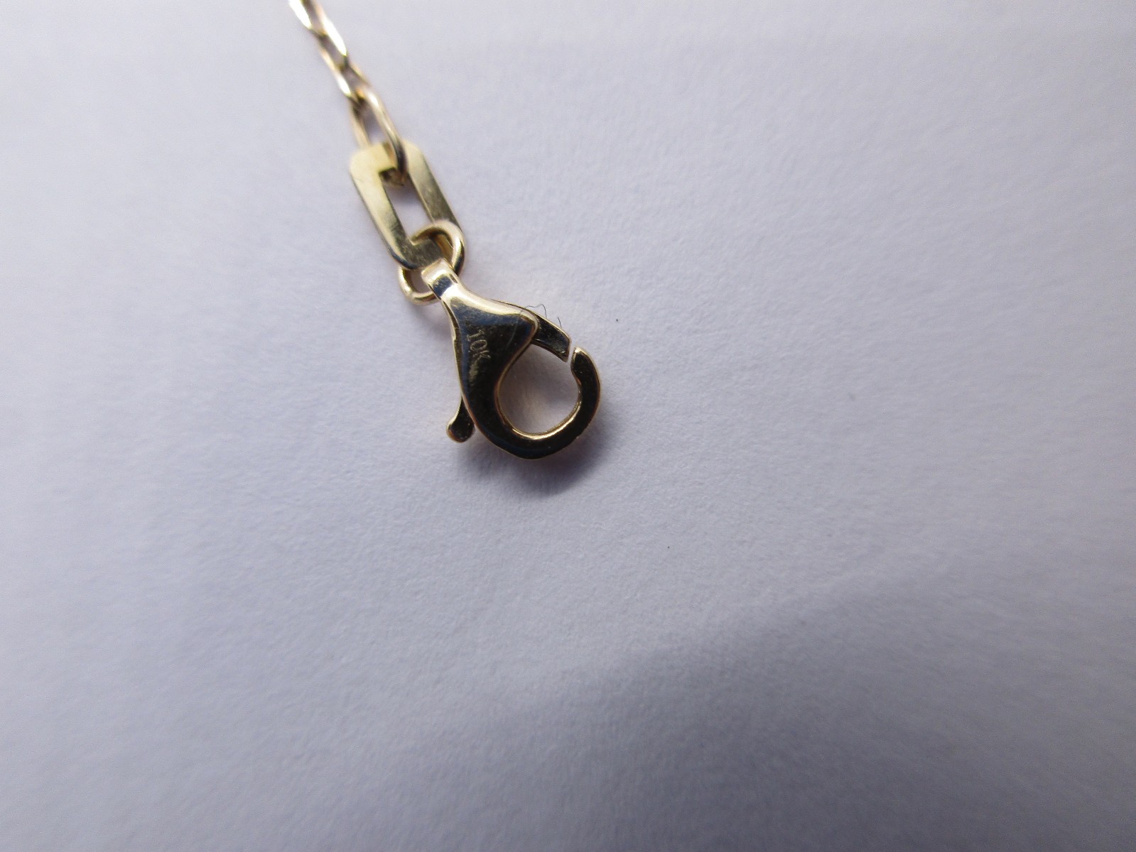 10K Gold Bracelet Could be worn as 7″ to 8″ 4.40 Grams