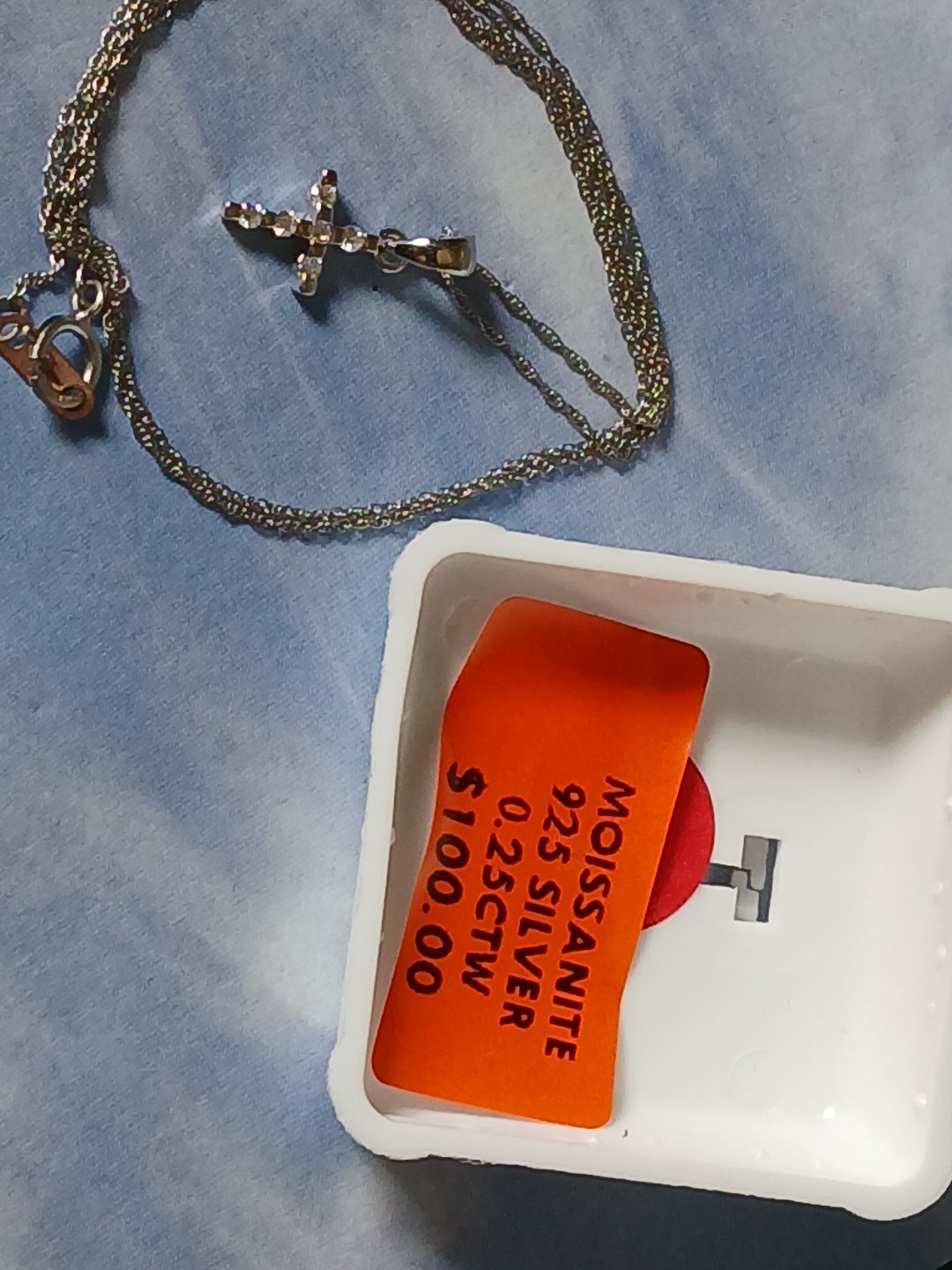 10k White Gold 1mm 18″ Singapore Link Chain & Moissanite .925 SS Cross