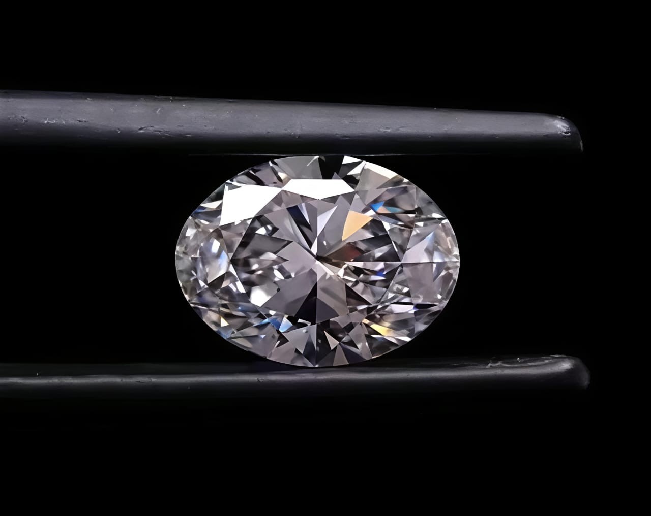 6.40 CT Oval Cut VVS1, D-E Grade Lab Grown Diamond 10×14 mm Gemstone +Gift