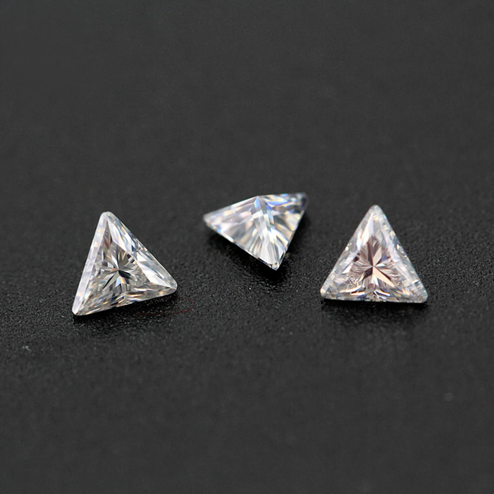 1.30 CT Natural White Diamond Triangle Cut VVS1 D Grade IDGL Certified F2