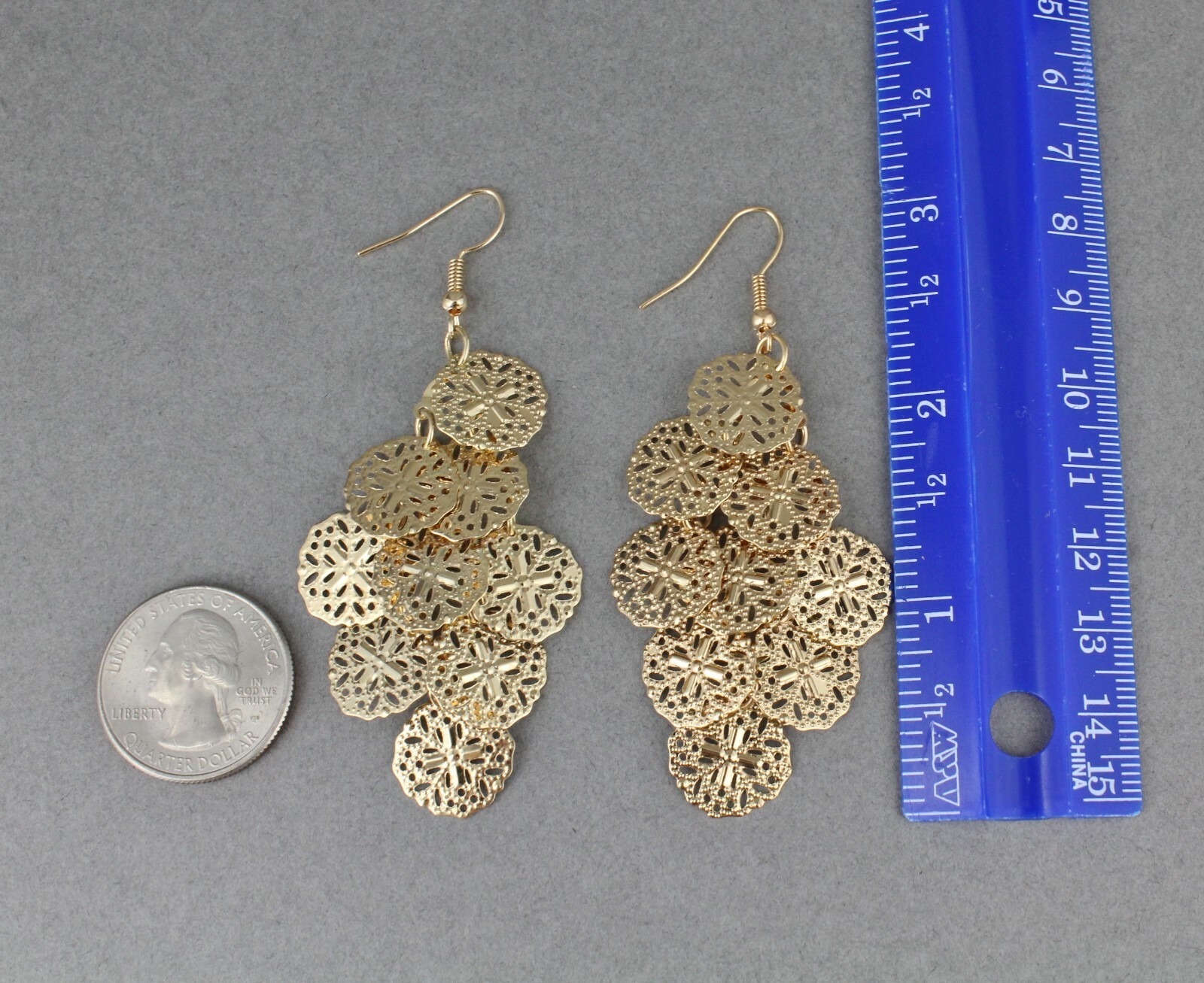 Gold chandelier earrings filigree dangle pendant wiggly 3″ long lightweight