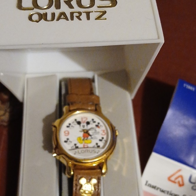 Lorus Disney Mickey Mouse Quartz Analog Watch 38mm Gold Case Brown Leather Box