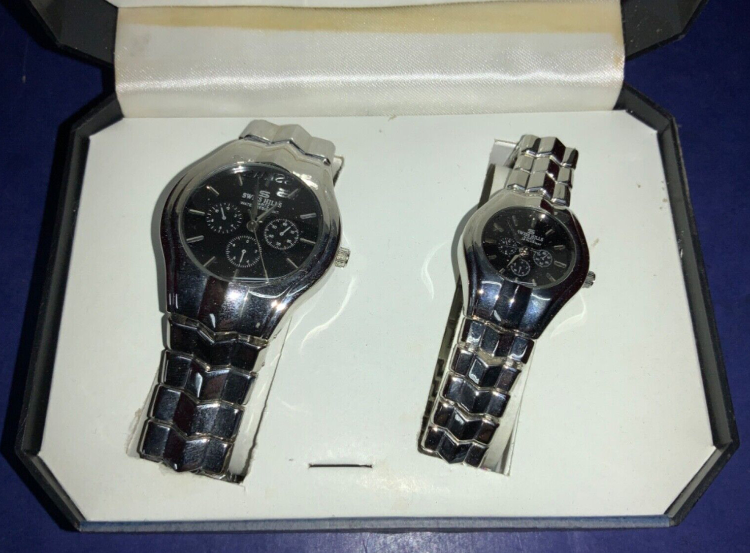 Swiss Hills Quartz Water Resistant Pair of Watches No. 2048 w/ Box