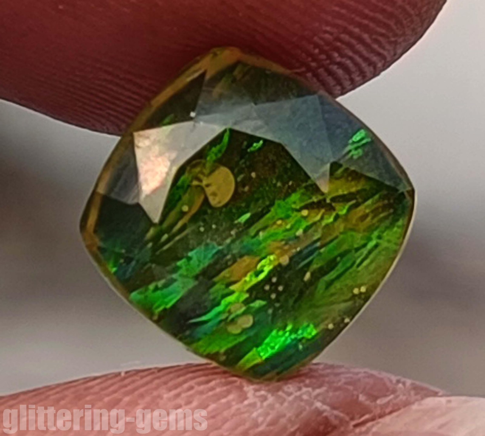 Brilliant 5.35Ct Natural Sphene Titanite Cushion Cut IGL Full Fire Gemstone 5DNC