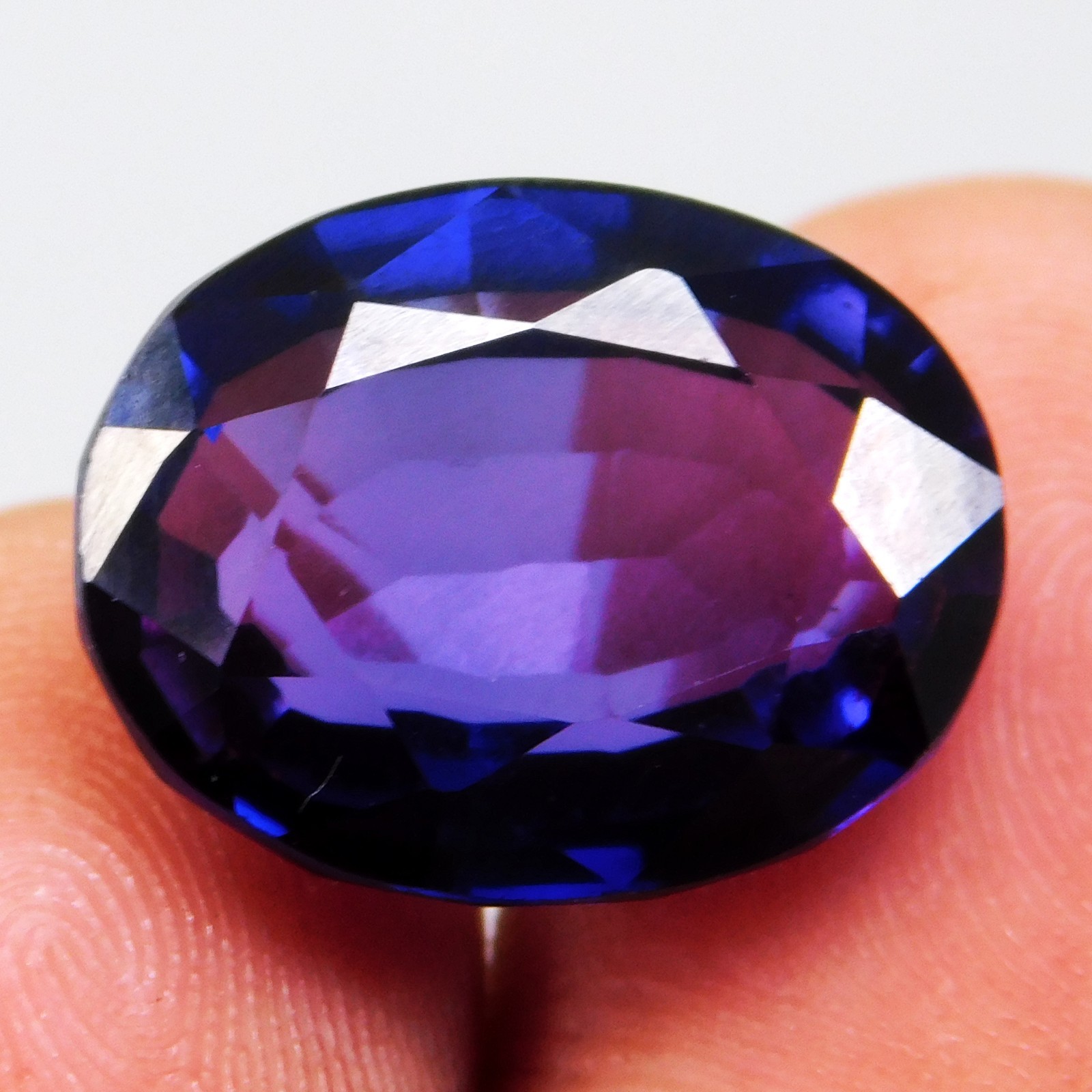 Natural 13.90 Ct Boysenberry Sapphire Oval Cut Certified Fabulous Gemstone