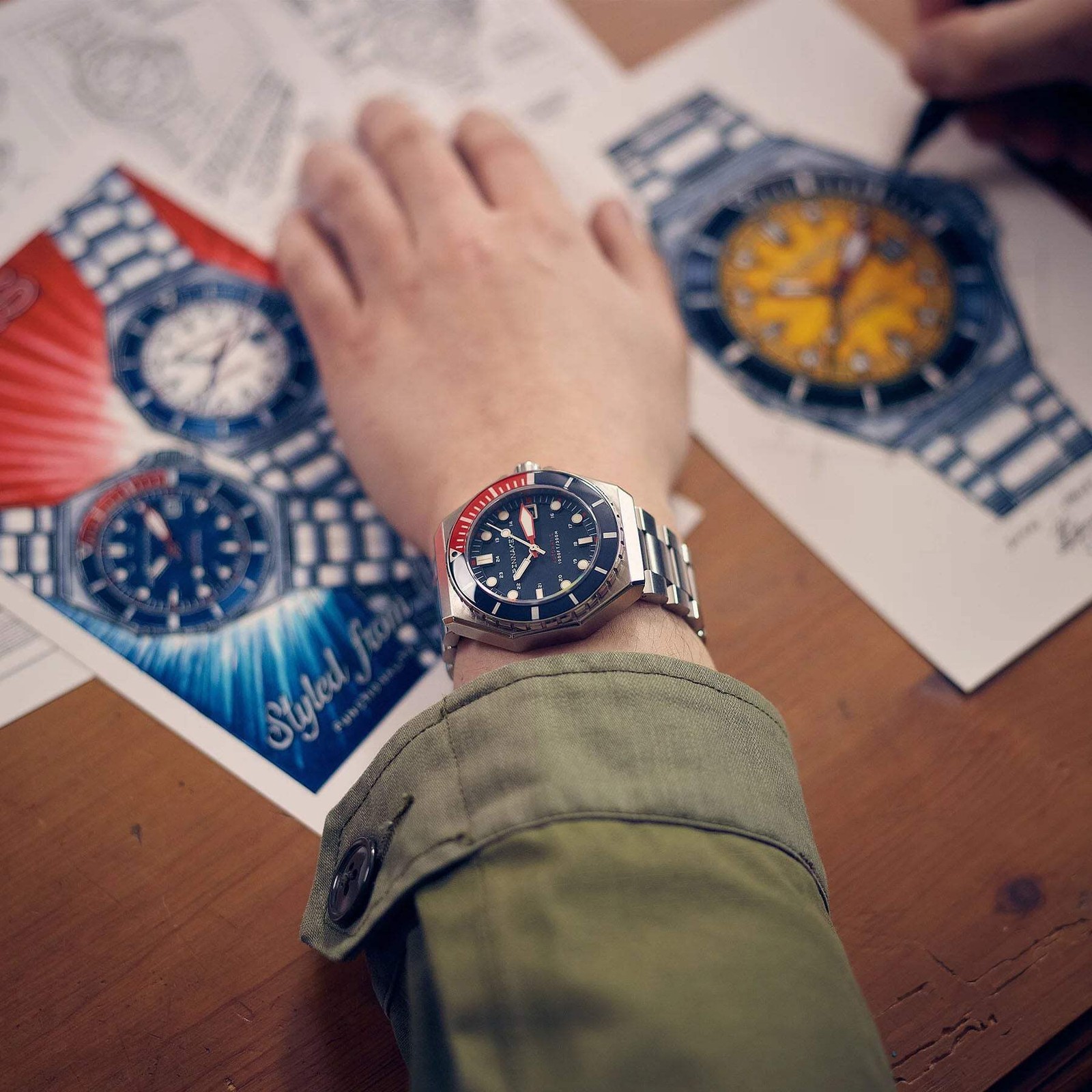 Spinnaker Dumas Blue Dial / Red / Stainless Steel | Blue Dial 44mm Japanese Auto