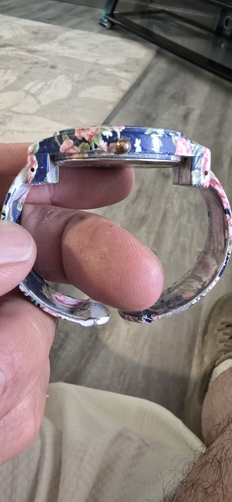 Embassy Watch EM3885L Flowers Untested