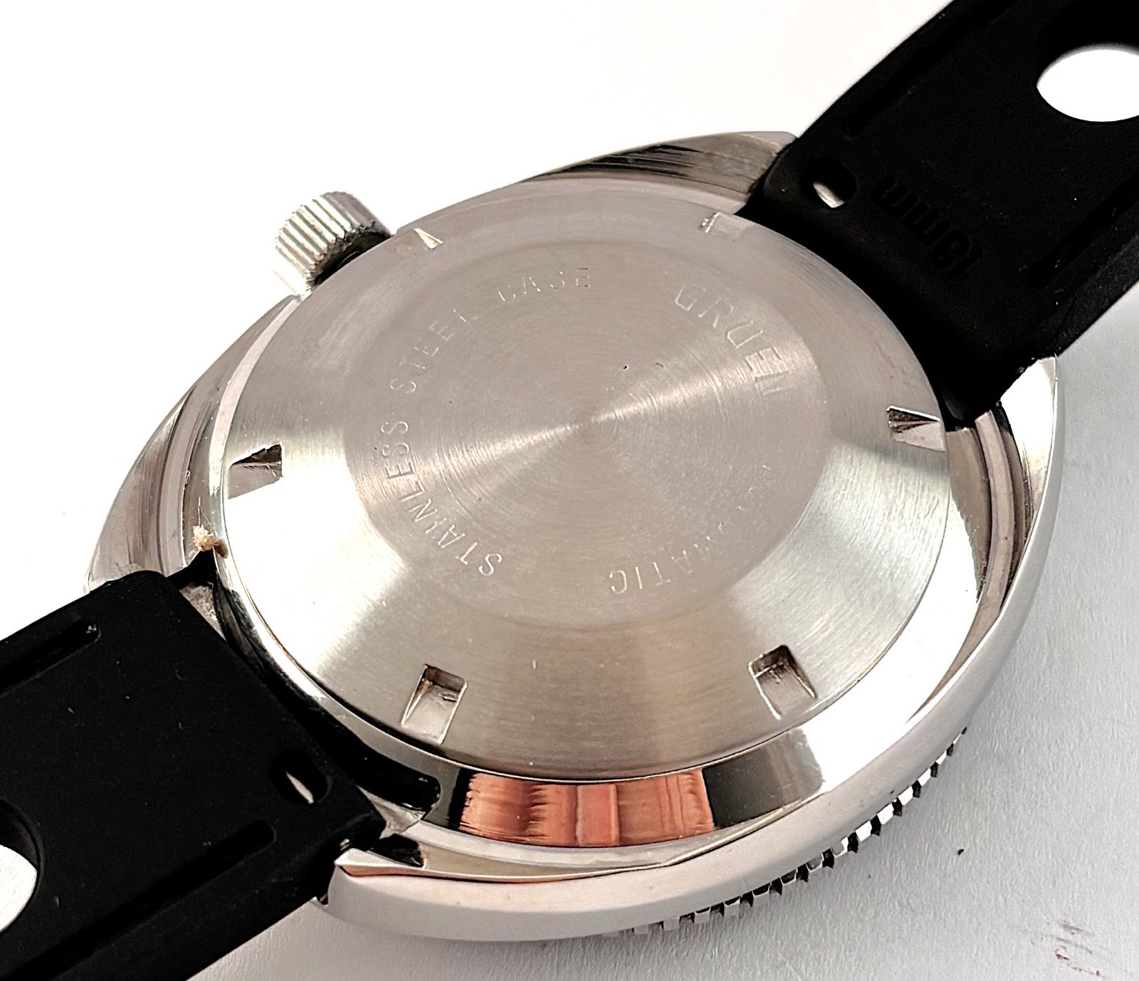 Vintage Gruen Autowind Stainless Steel 1500 Feet True Diver Mens Watch 17J 1970