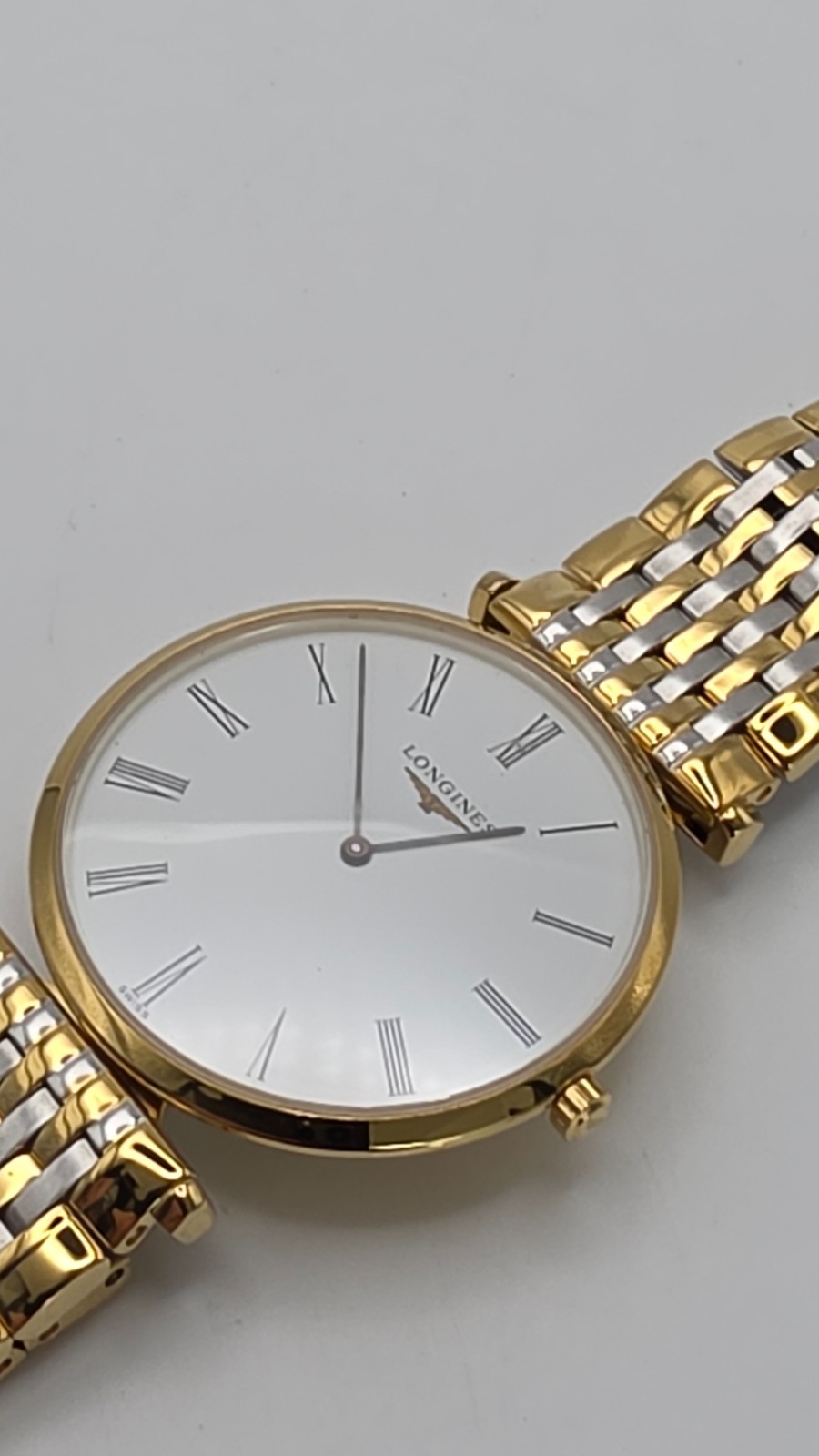 Longines La Grande Classique de Longines Gents Slim Watch in Longines Box.