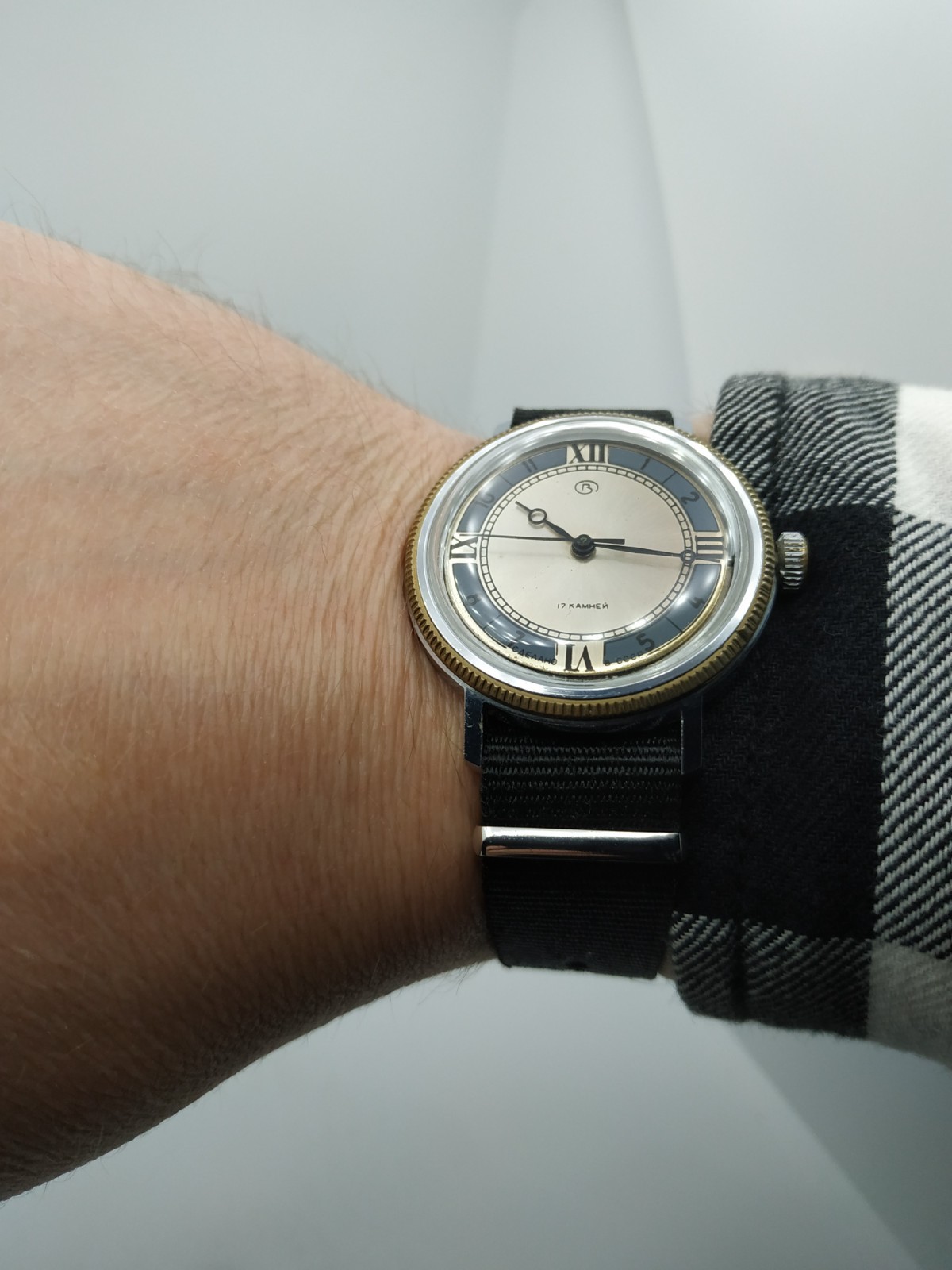 Men’s Classic Retro Watch Vostok Wostok Vintage USSR Mechanical Made in Soviet ☭