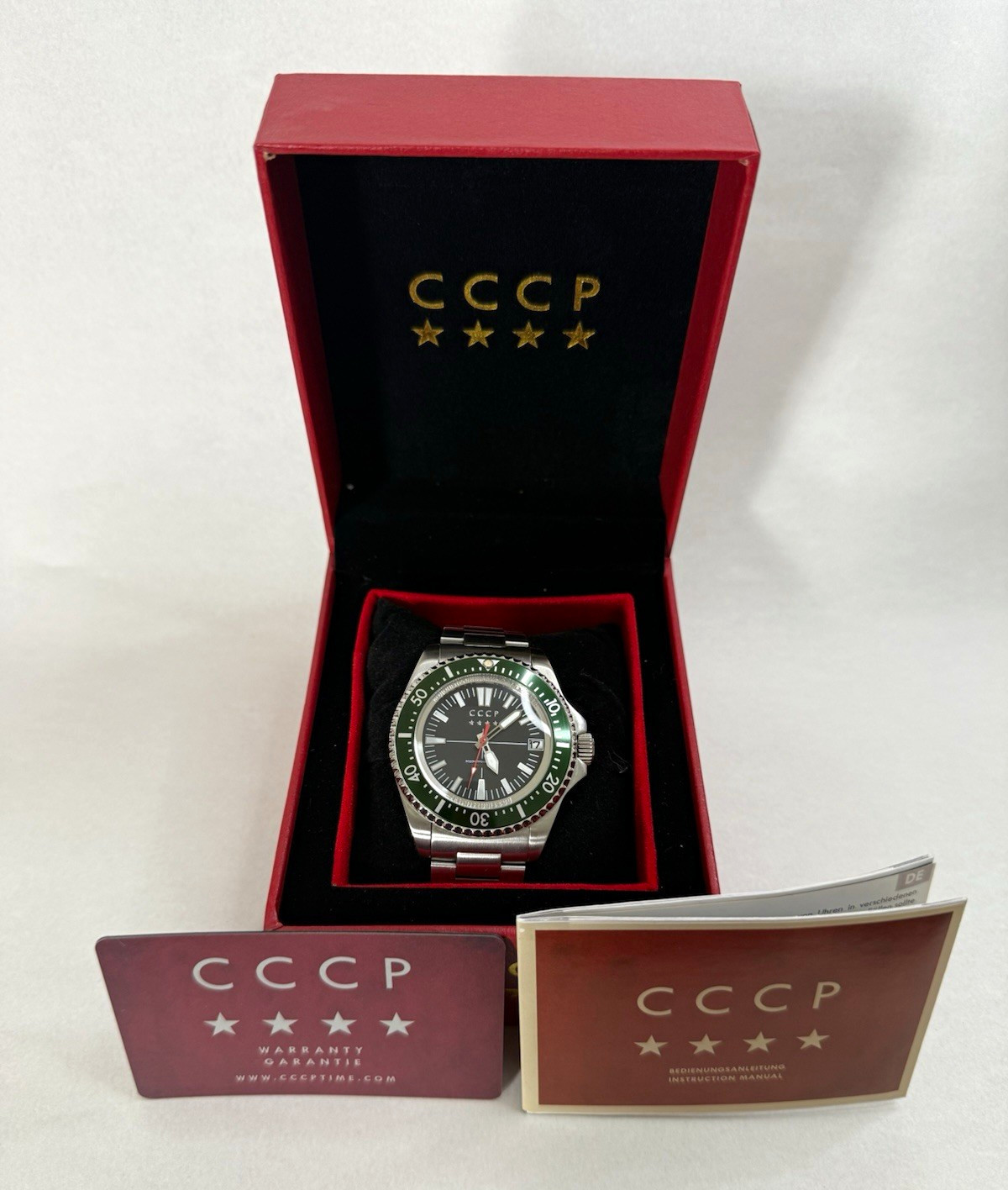 CCCP Kamchatka Automatic Diver 150m 44mm Black Dial Green Bezel Box Papers