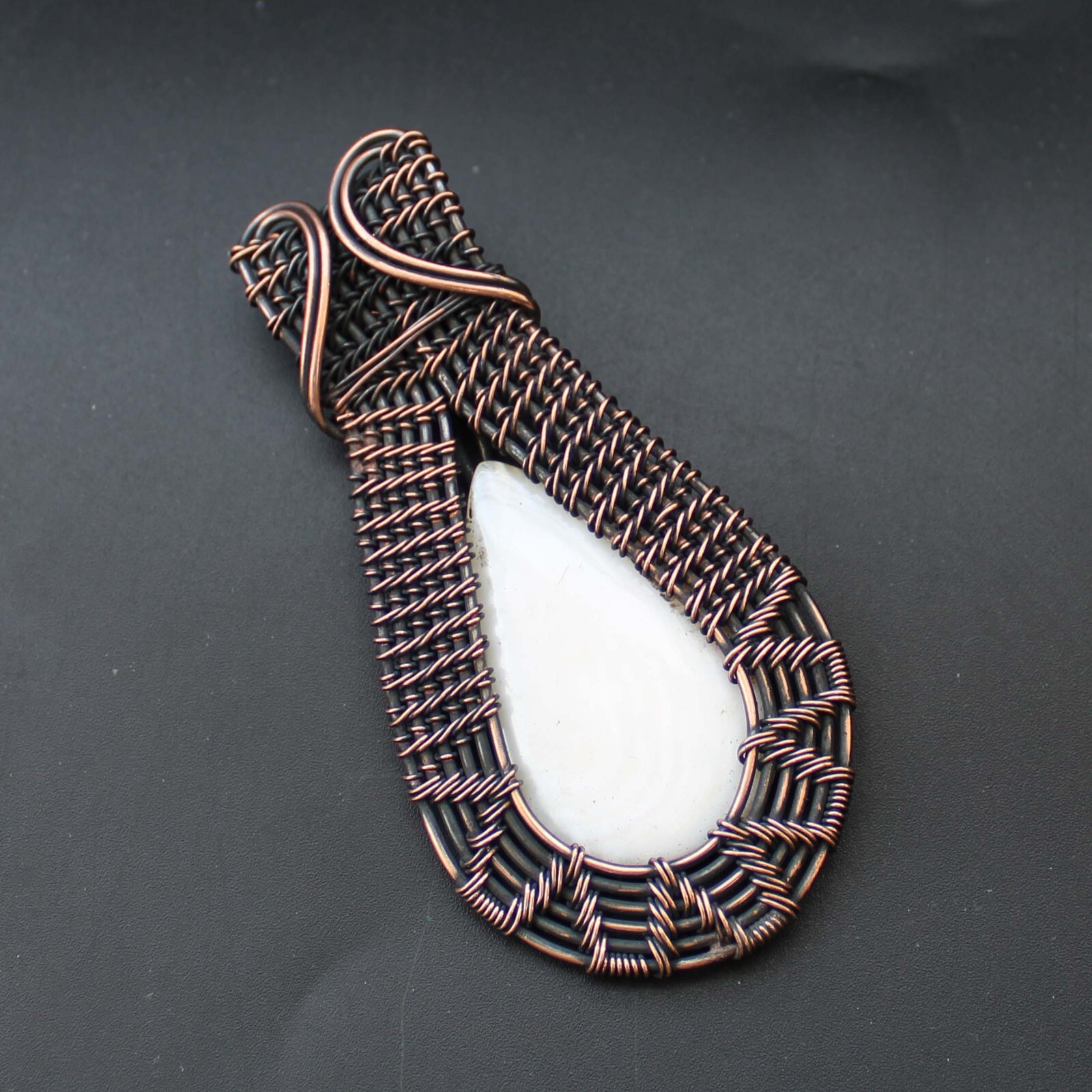 Mother Of Pearl Pendant Copper Wire Wrapped Pendant Copper Chain Jewelry 7 Cm