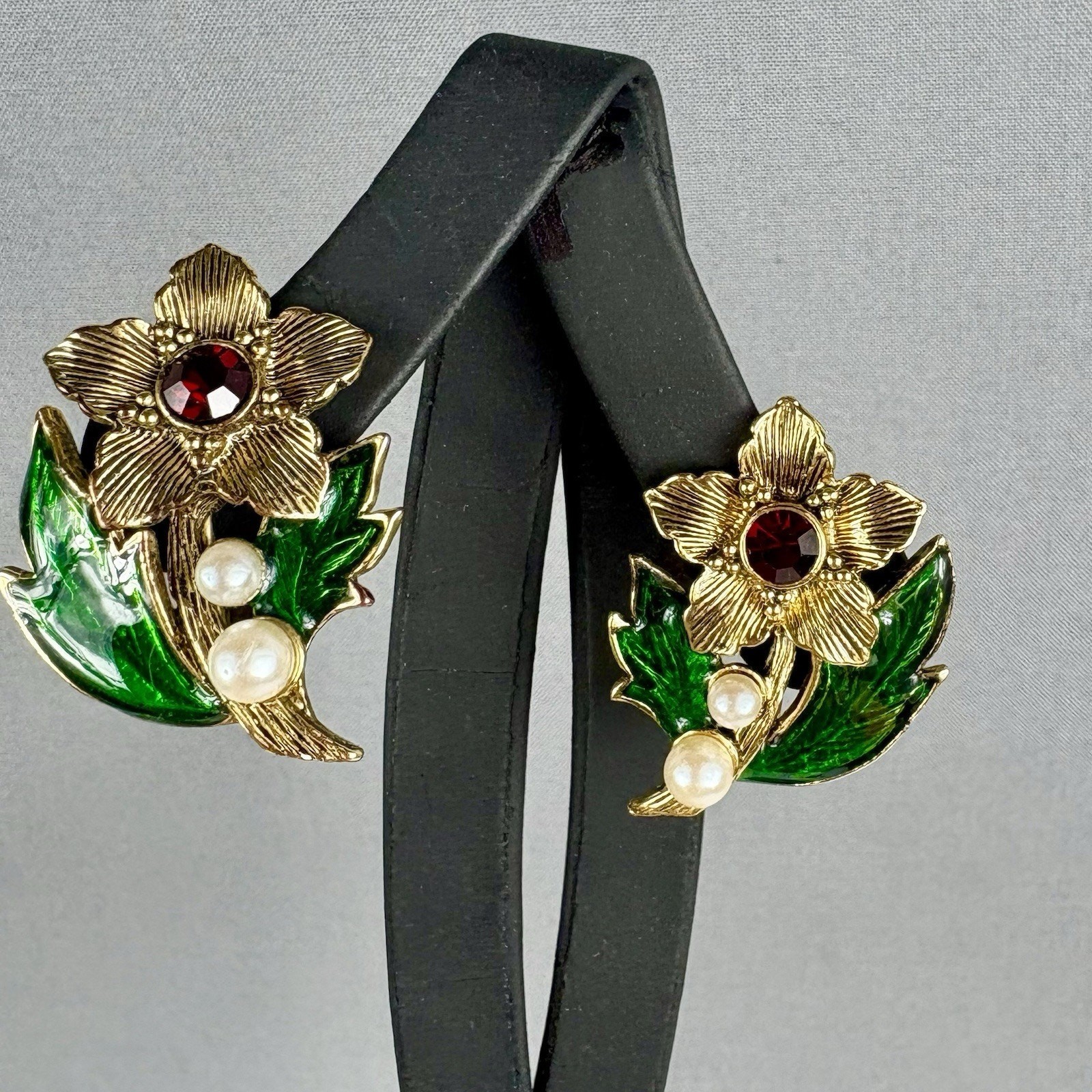 Vintage Avon Flower Clip Earrings Red Rhinestone Enamel Leaves