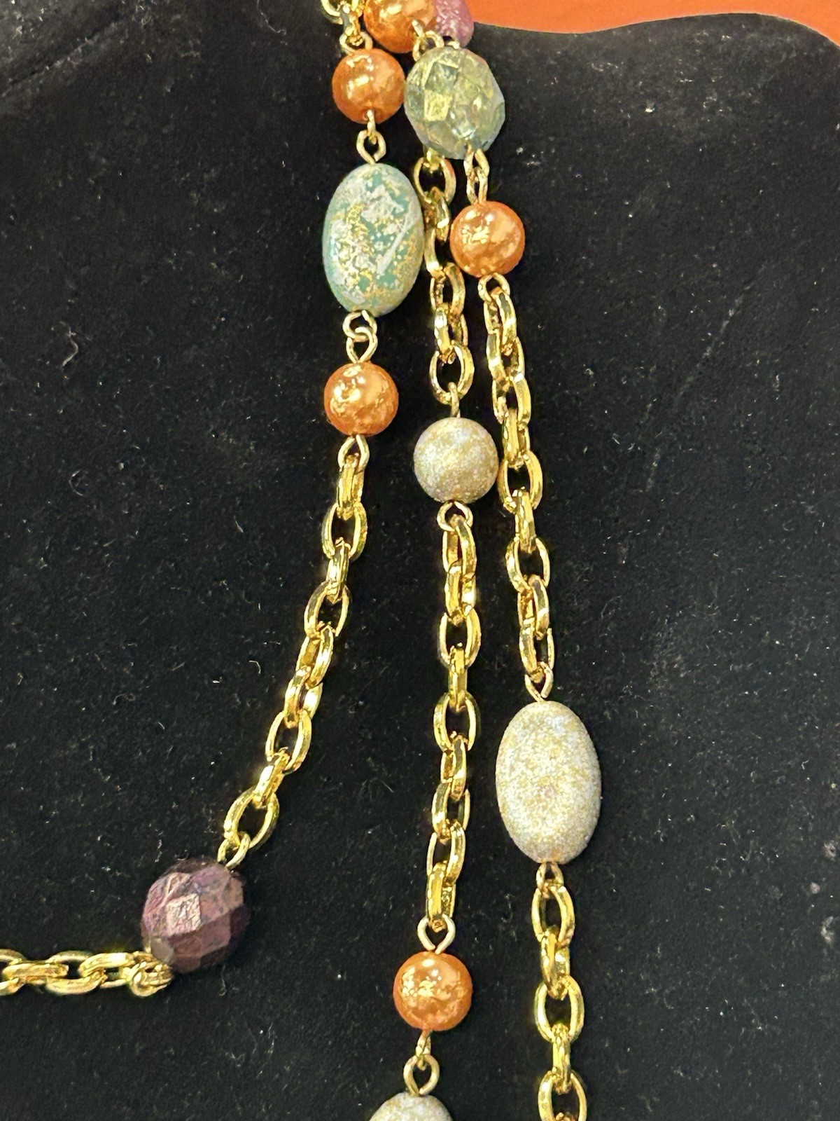 Beautiful vintage art glass layering necklace