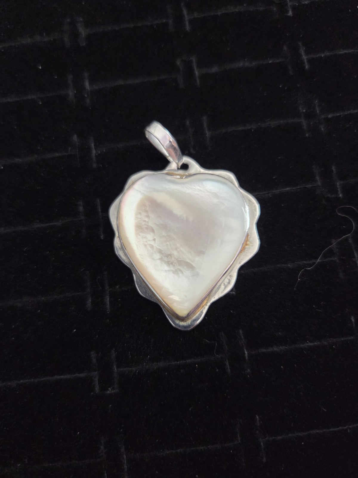 Vintage Alpaca Silver Heart Pendant Beautiful Soft White MOP Pearl Shell 1.75″