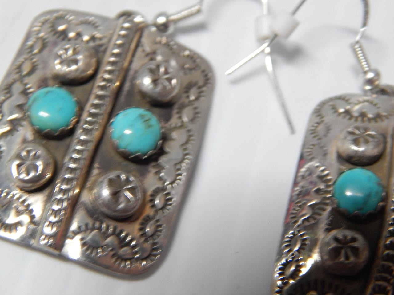 BIG AND BOLD VINTAGE NAVAJO STERLING SILVER TURQUOISE DANGLER EARRINGS