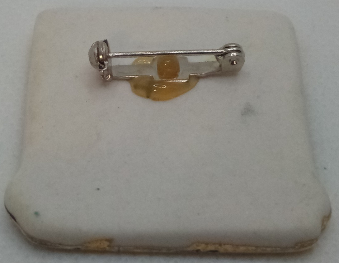 Vintage Ceramic Enamel Flower Pots On Window Sill Brooch Pin Gold Tone Accents
