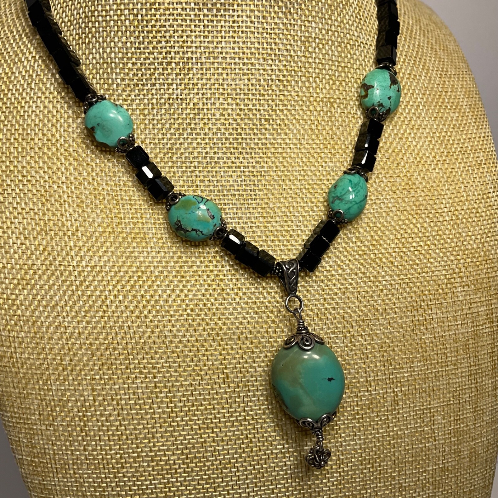 Vtg Genuine Turquoise Black Glass Beaded & Drop Pendant Necklace Earring Set 925