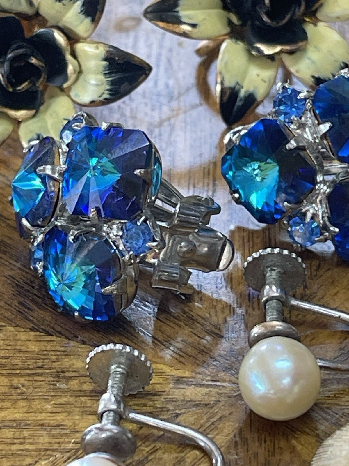9 Pair Mid Century Clip & Screw On Earrings. Some Signed. Weiss, Star, Etc