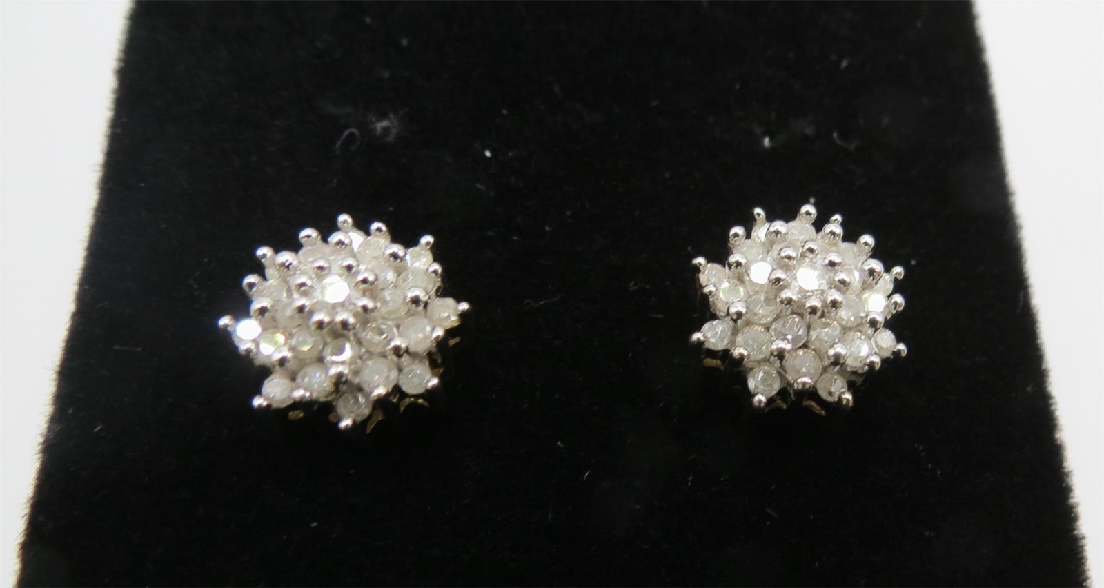 10k gold ZEI designer 2cts+ diamond cluster necklace and earrings