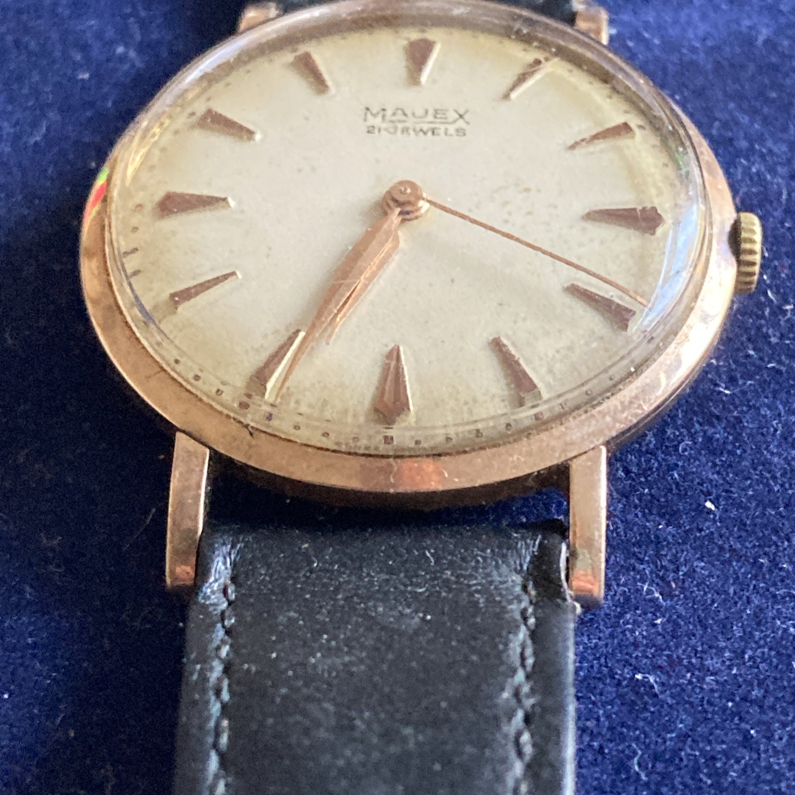 Mid century Majex 9ct Gold 21 Jewels Manual Wind Mens Watch