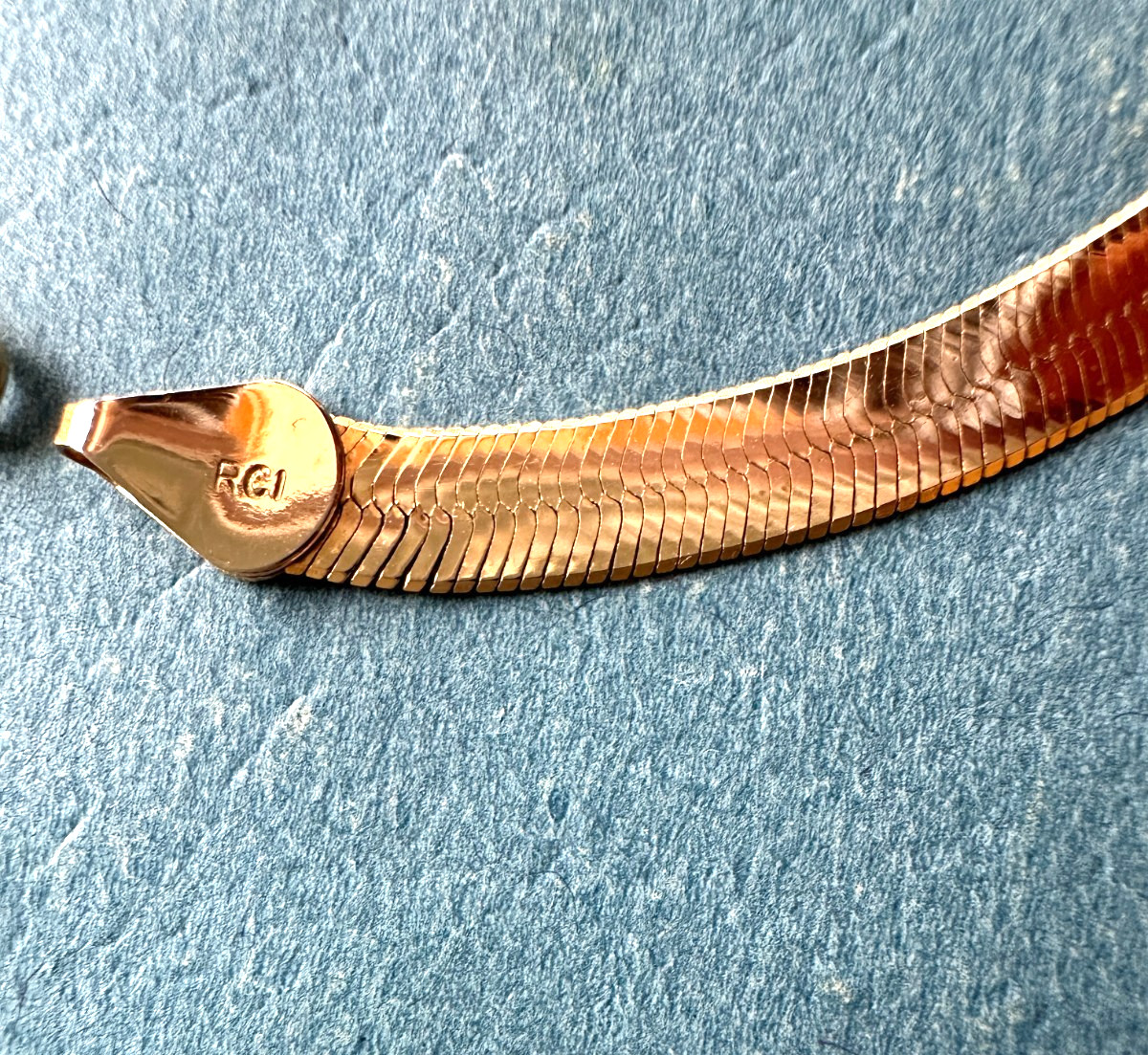 14K ITALIAN YELLOW GOLD 18” HERRINGBONE CHAIN BY RCI 12.1 GRAMS LOBSTER CLASP