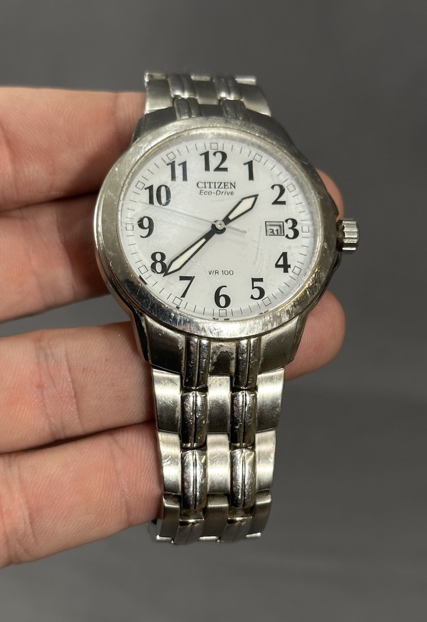 Citizen Eco Drive E111-S070015 Wristwatch GN-4W-S Japan Needs Battery USED
