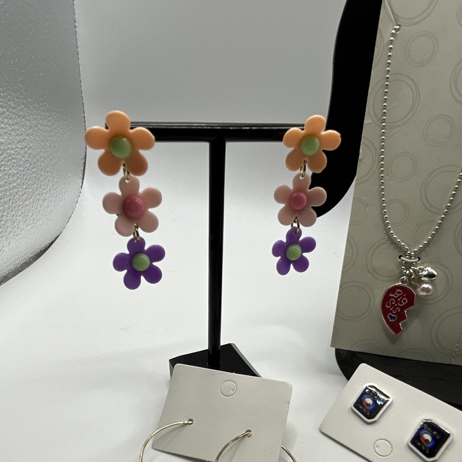 7 pc Kids Fashion Jewelry Mixed Lot Multicolor Earrings & Chain Necklaces
