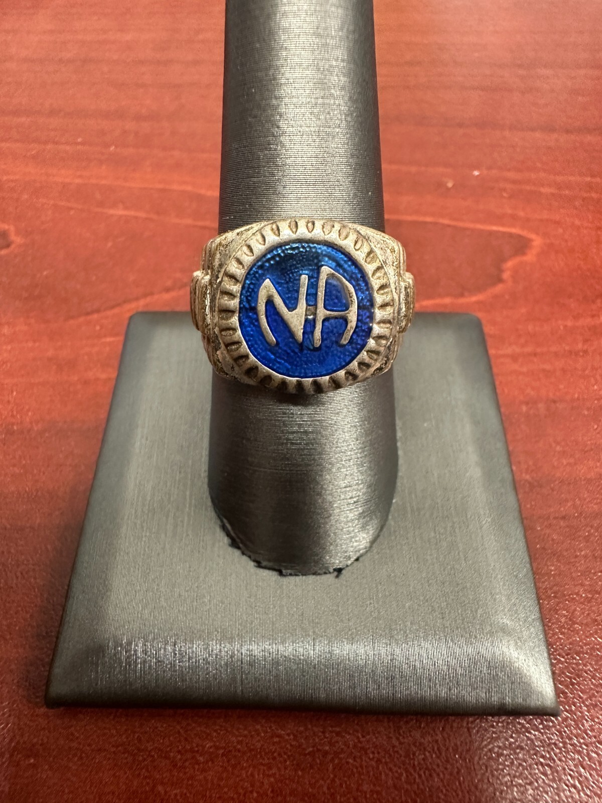 Men’s Gold Electroplate Ring With Initials “NA” Engraved Blue Border Size 9.5