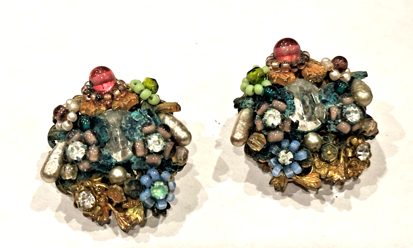KRAMER SHINY & BRUSHED GOLD BEAD BUTTON VINTAGE RETRO MCM CLIP ON 1″ EARRINGS EU