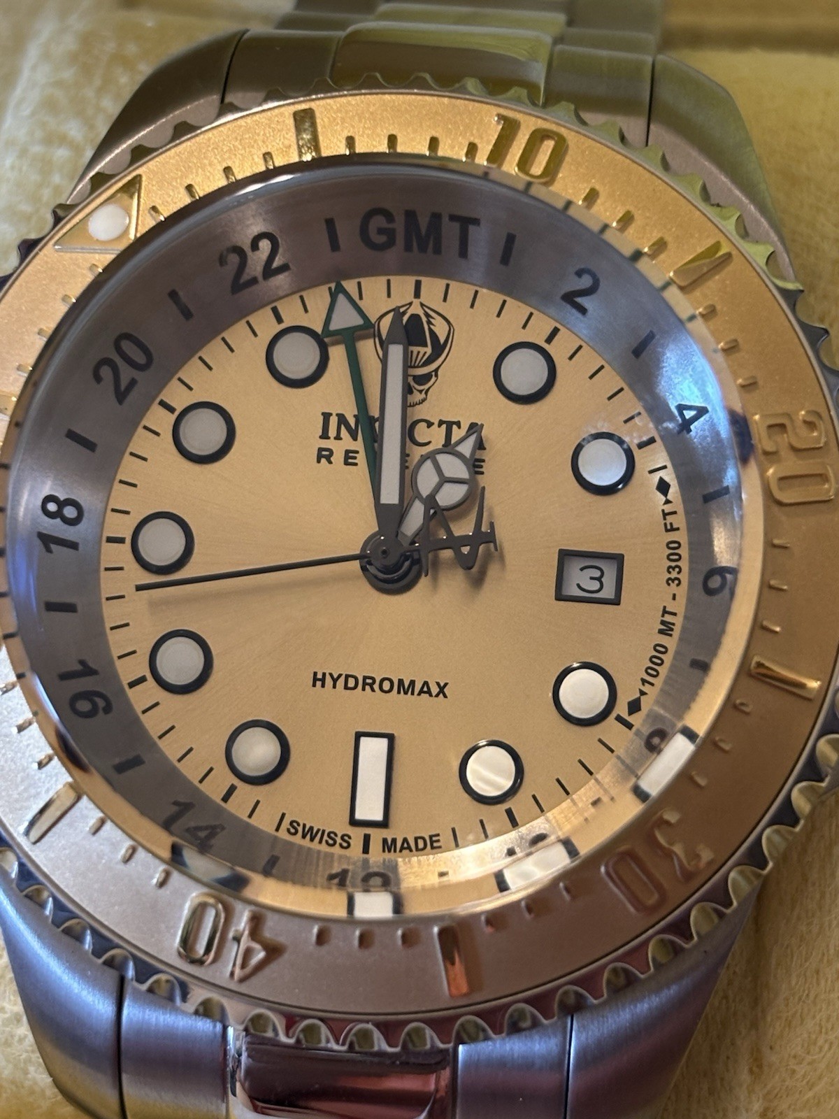 Invicta Reserve Hydromax Men’s Pro Diver Quartz Watch model 16962