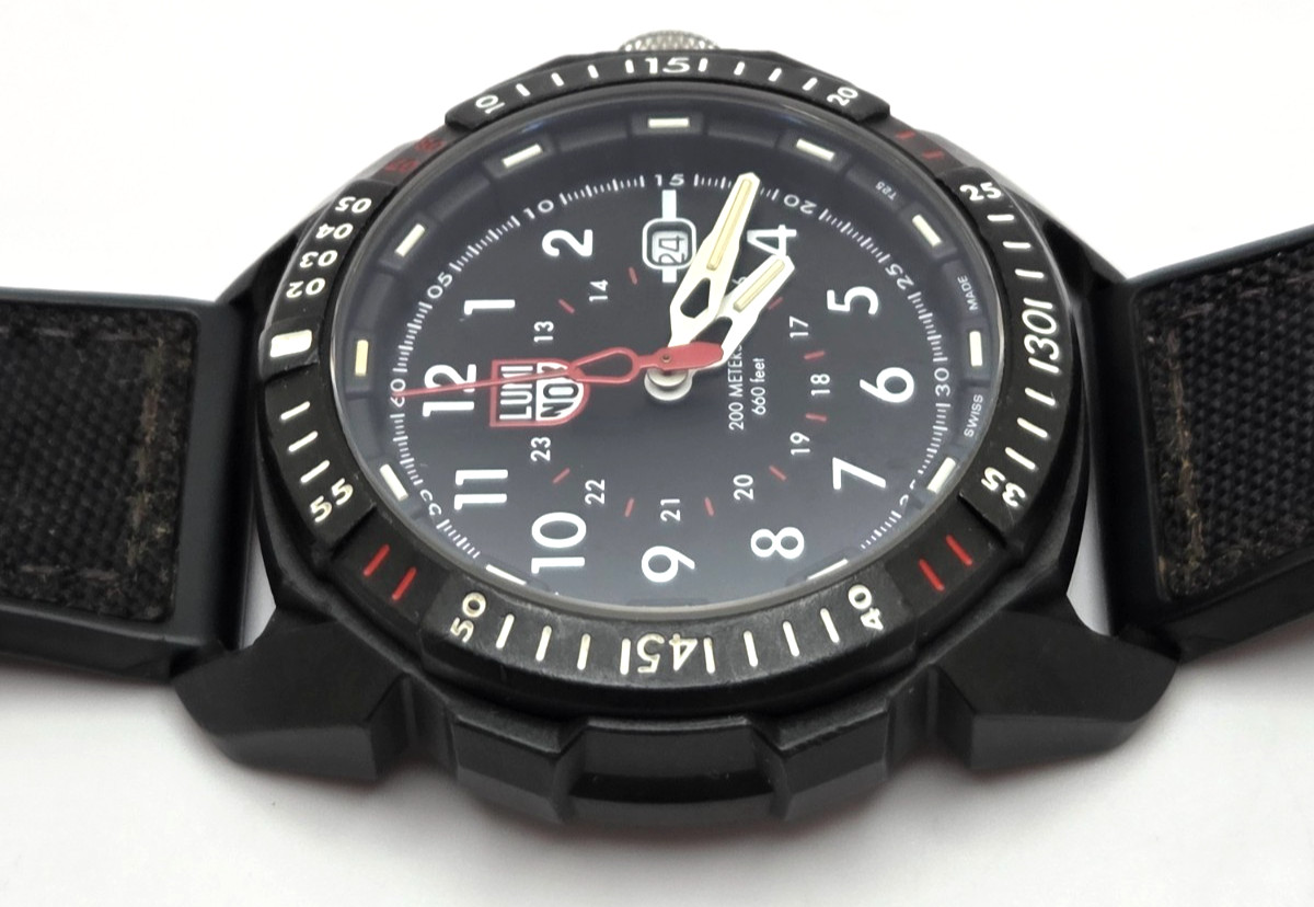 Luminox ICE-SAR Arctic Search & Rescue, Carbonox, Sapphire Crystal, XL.1001.ICE