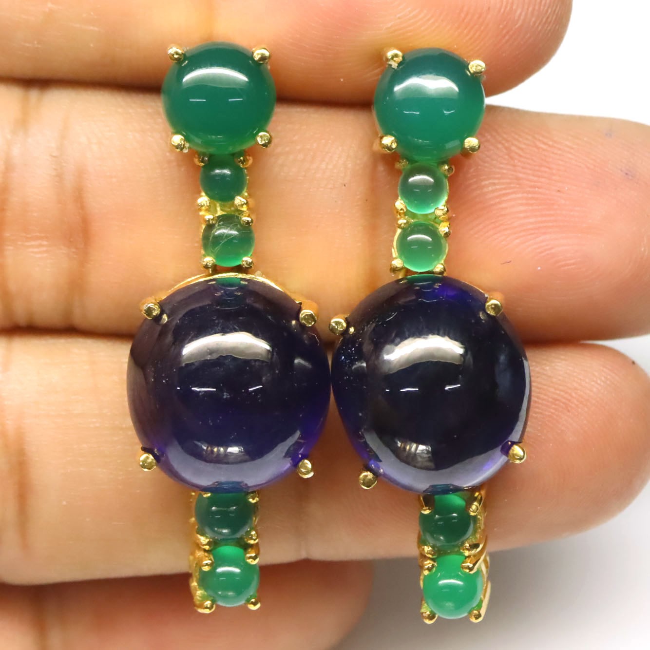 925 Sterling Silver 14 x 15 mm. Blue Sapphire & Green Agate Jewelry Earrings