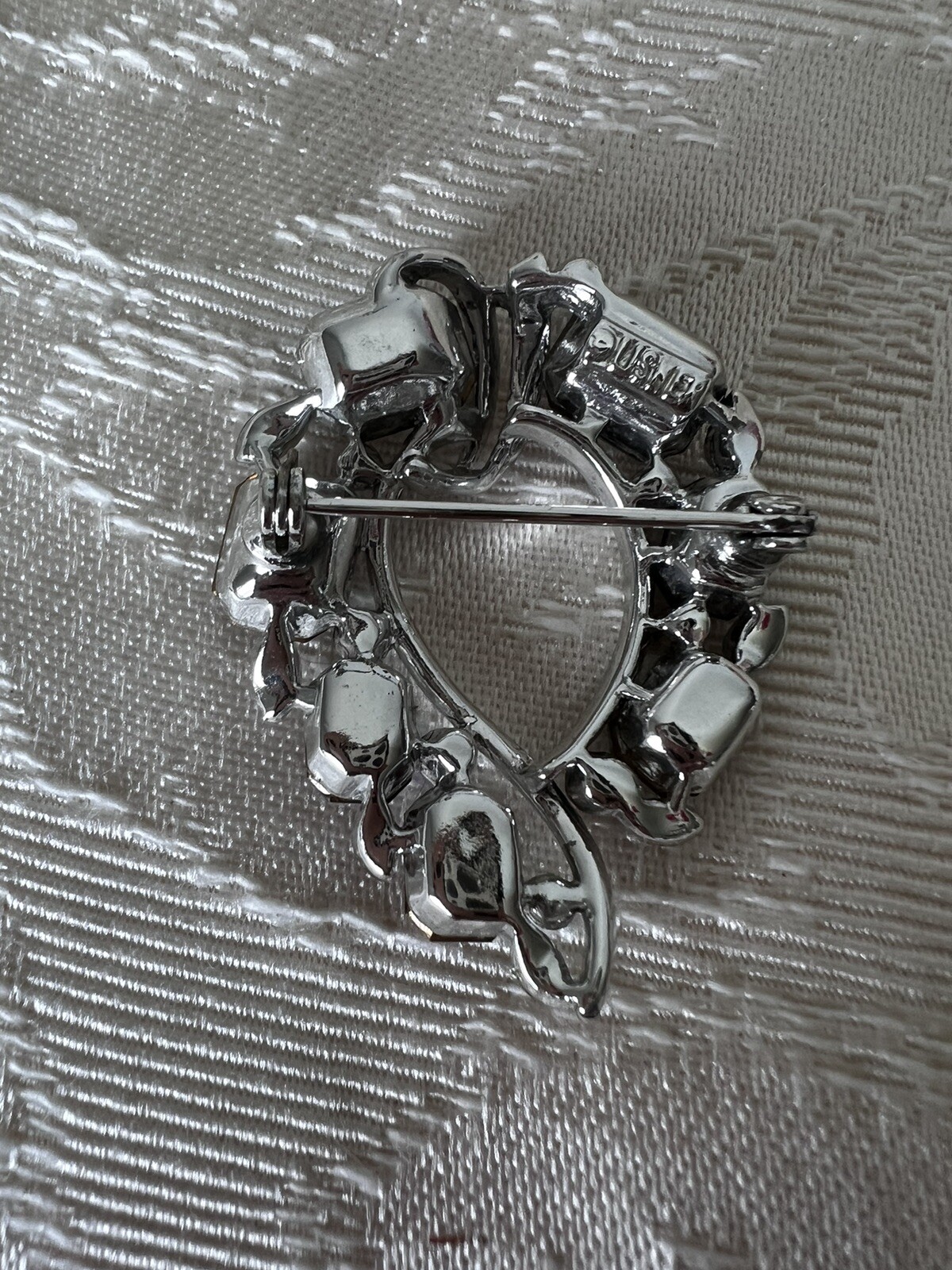 Vintage Lisner Swirl Silver Gray Blue Brooch Pin Rhinestones Emerald Cut