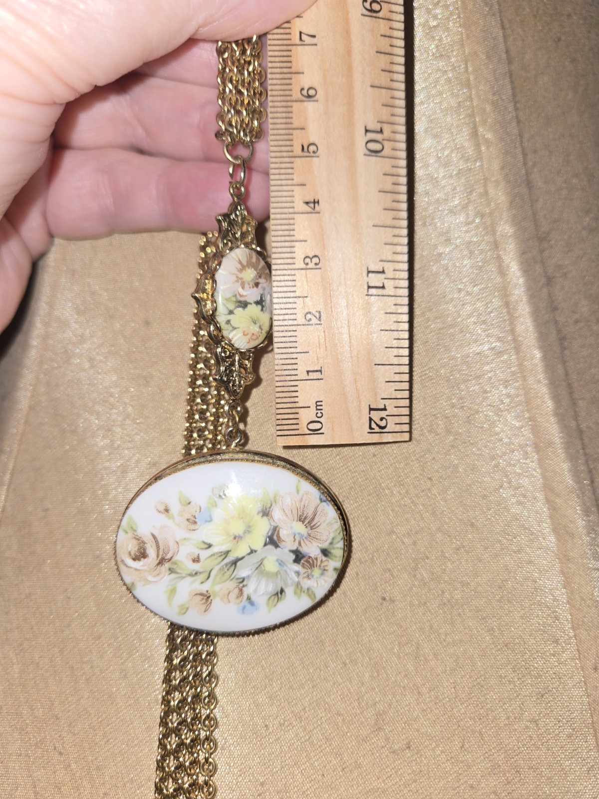 Vintage 1975 Avon French Flowers Solid Perfume Locket Necklace Gold Tone Pendant