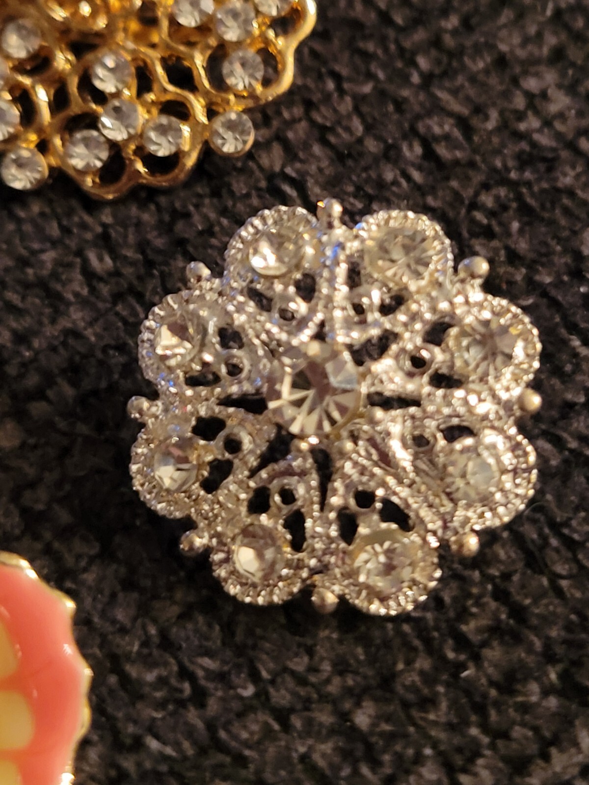 Rhinestone All Occasion Flower Floral Bouquet Brooch Pin Jewelry Lot CA USA E97