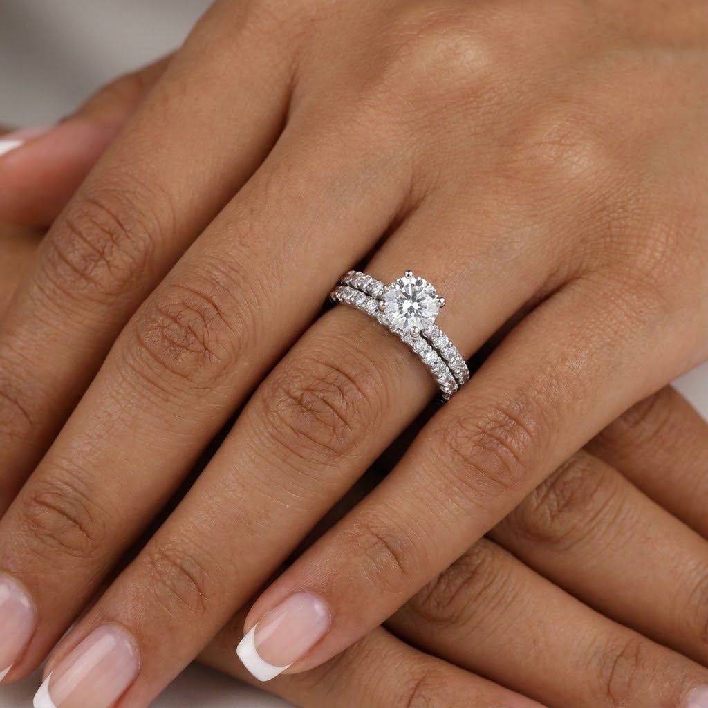 Engagement Ring 18K White Gold Classic Round 1.78 Carat Lab-Grown Diamond D VS2