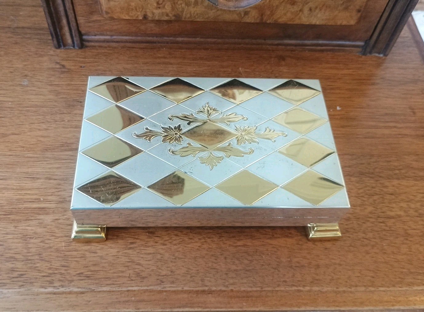 Minaudiere Compact Cigarette Makeup Footed Case Longines Watch Box 4×6 Dresser