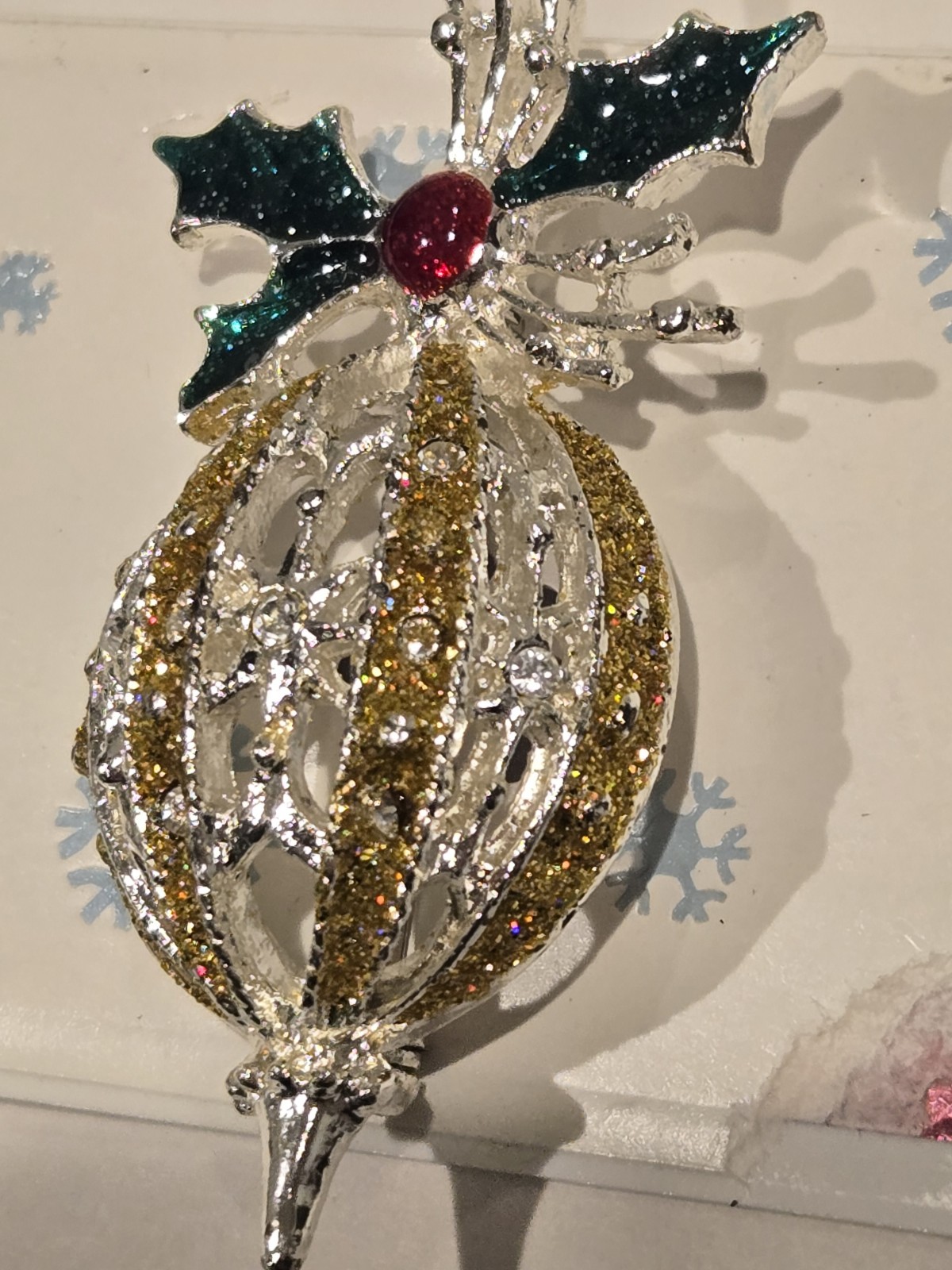 Christmas Vintage Style Ornament Gold White Red Rhinestones Holly Brooch Pin