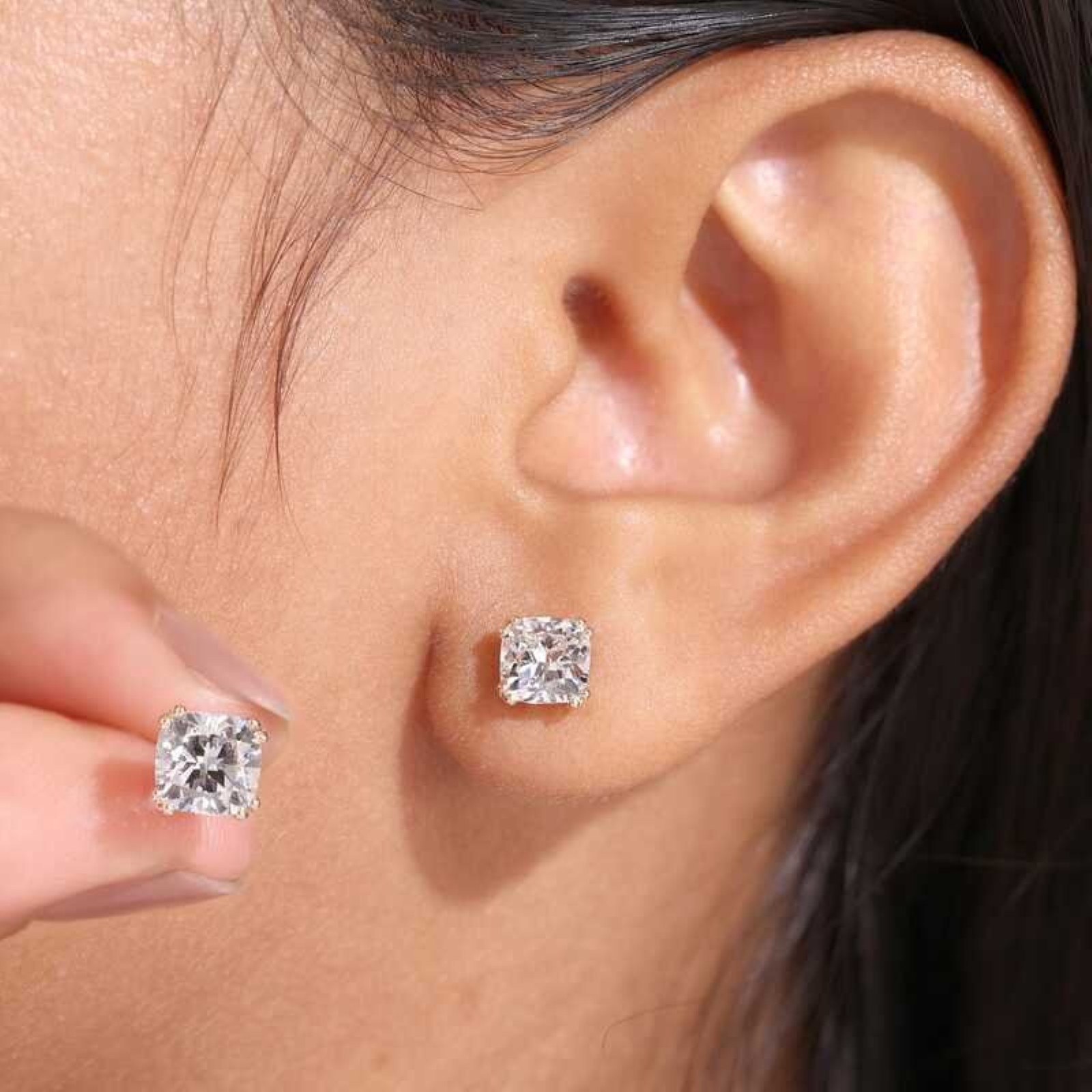 2.20Ct Cushion Cut IGI Certified Lab Grown Diamond Earring 14k Yellow Gold