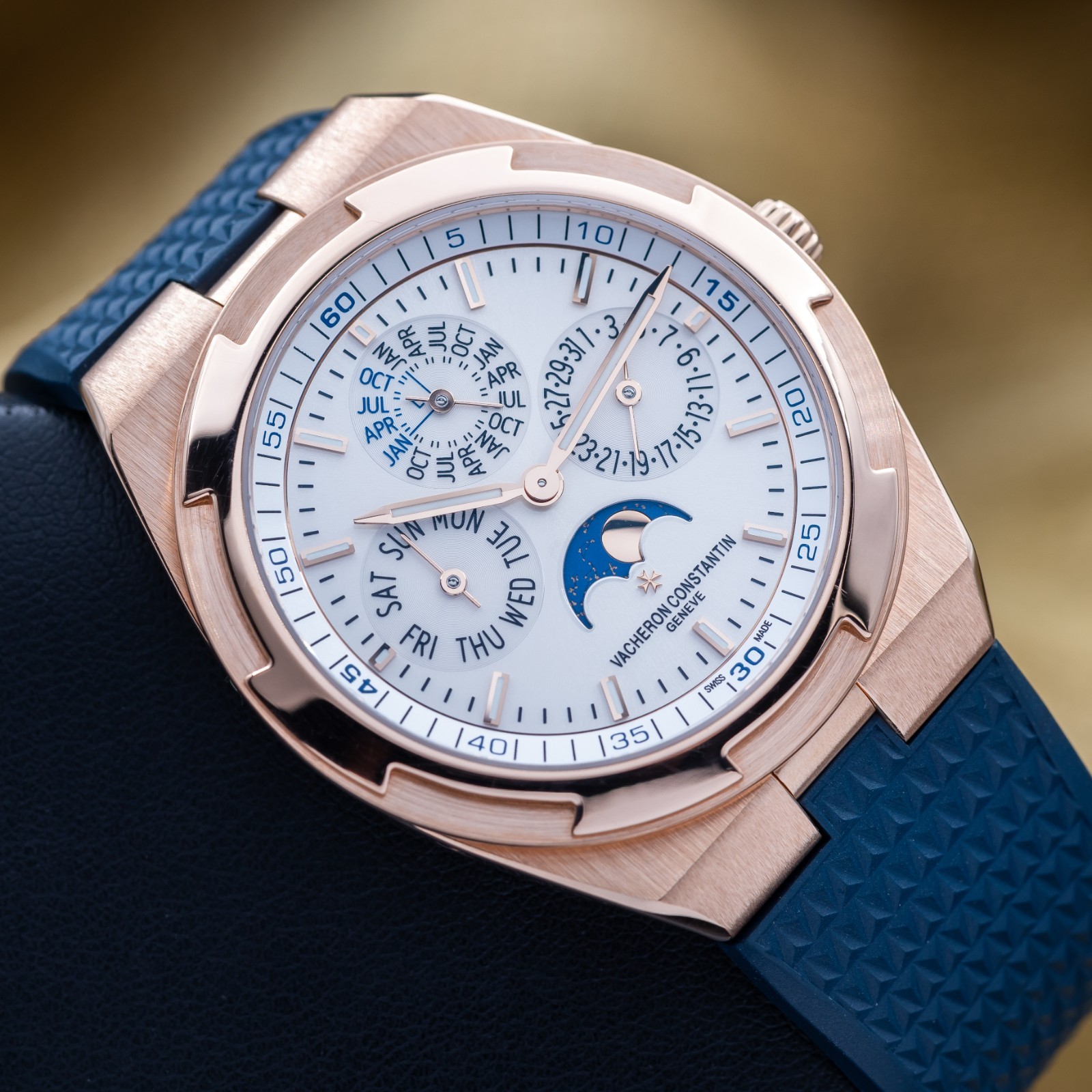 Vacheron Constantin Overseas Perpetual Calendar – VC 4300V/000R-B064 Full Set
