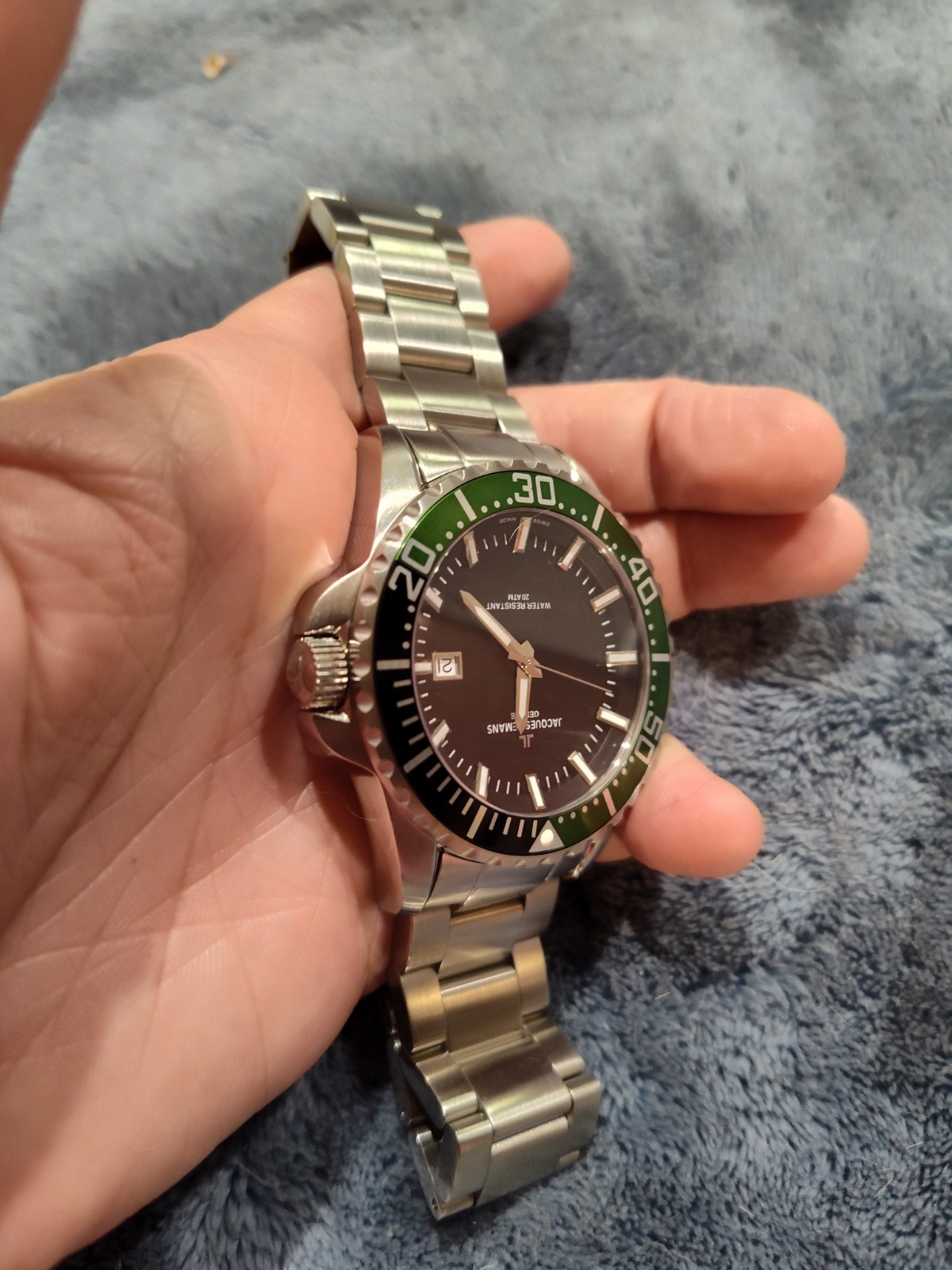 Jacques Lemans Tempora GU199 42MM 200 Meter Diver Super Cool “Hulk” Green Bezel